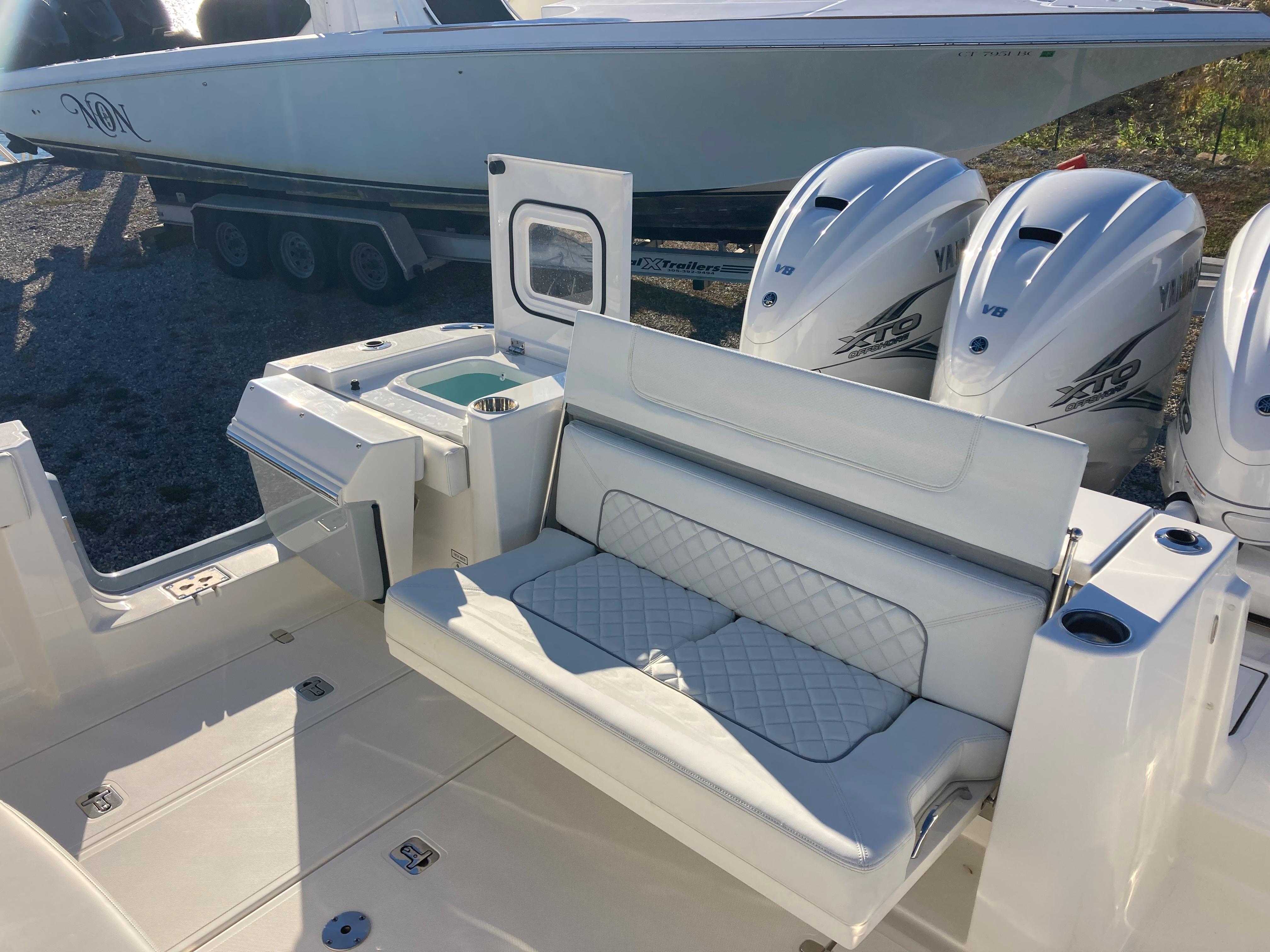 Yacht for Sale 37 Pursuit Yachts Westbrook, CT Denison Yacht Sales