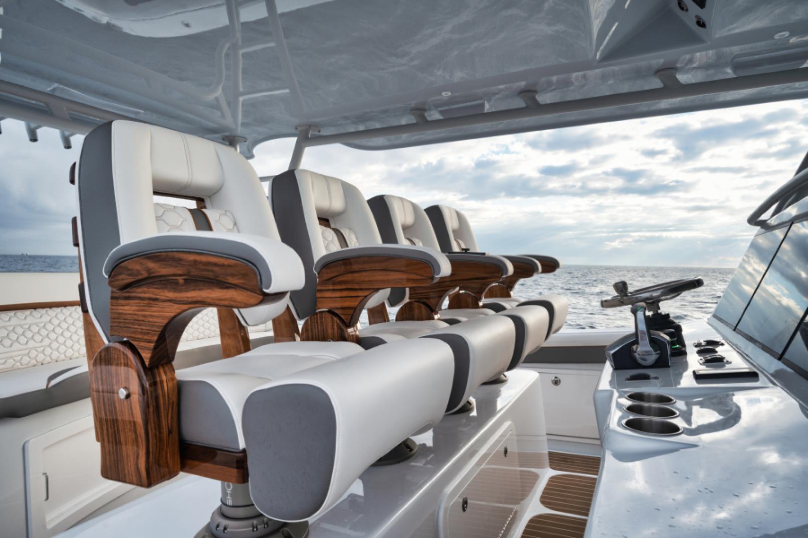 2025-yellowfin-54-offshore-power-9788952-20250509150049627-1_XLARGE
