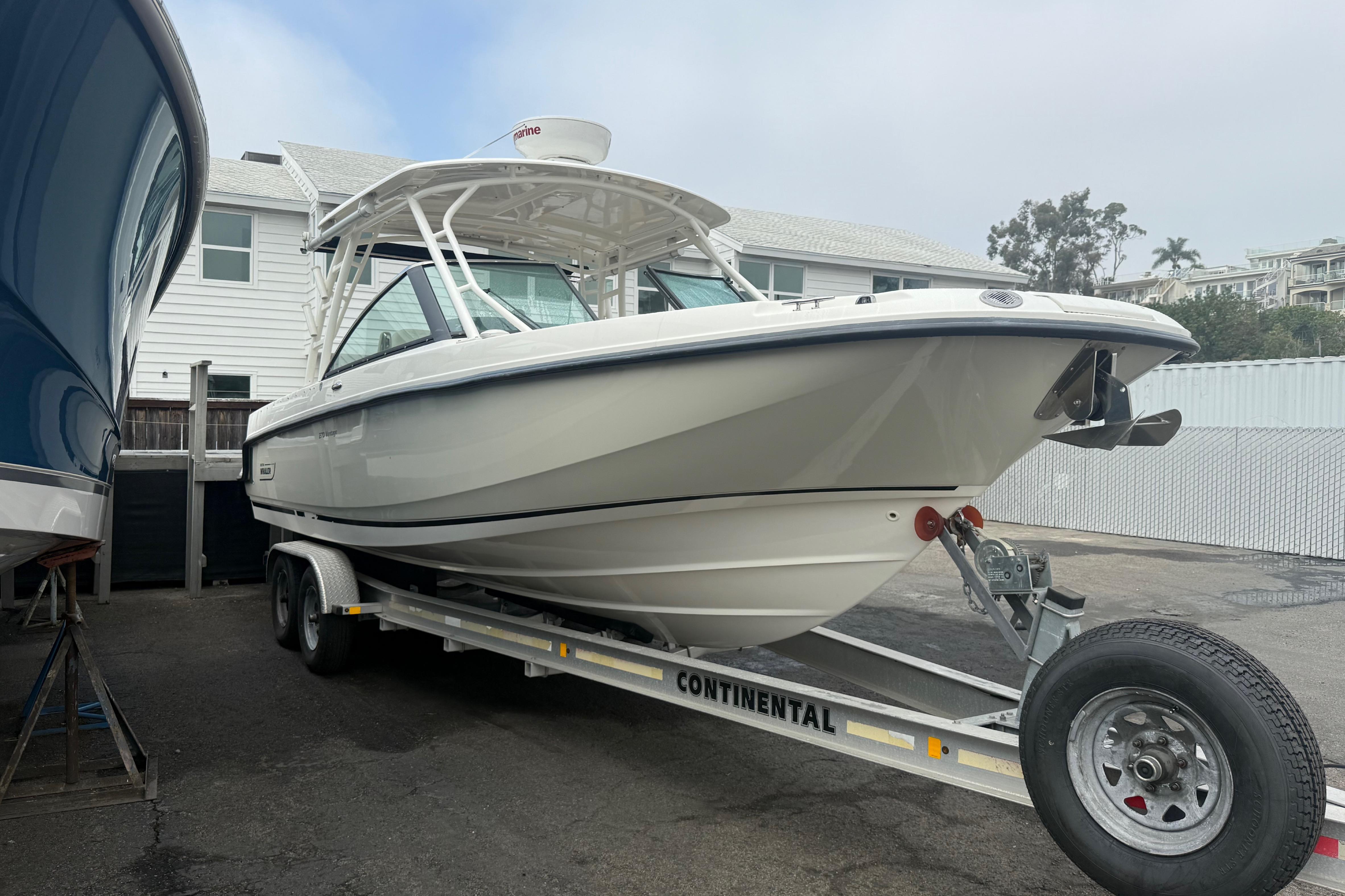 2018 Boston Whaler 270 Vantage #TBRL2623 inventory image at Sun Country Marine Group, Newport Beach
