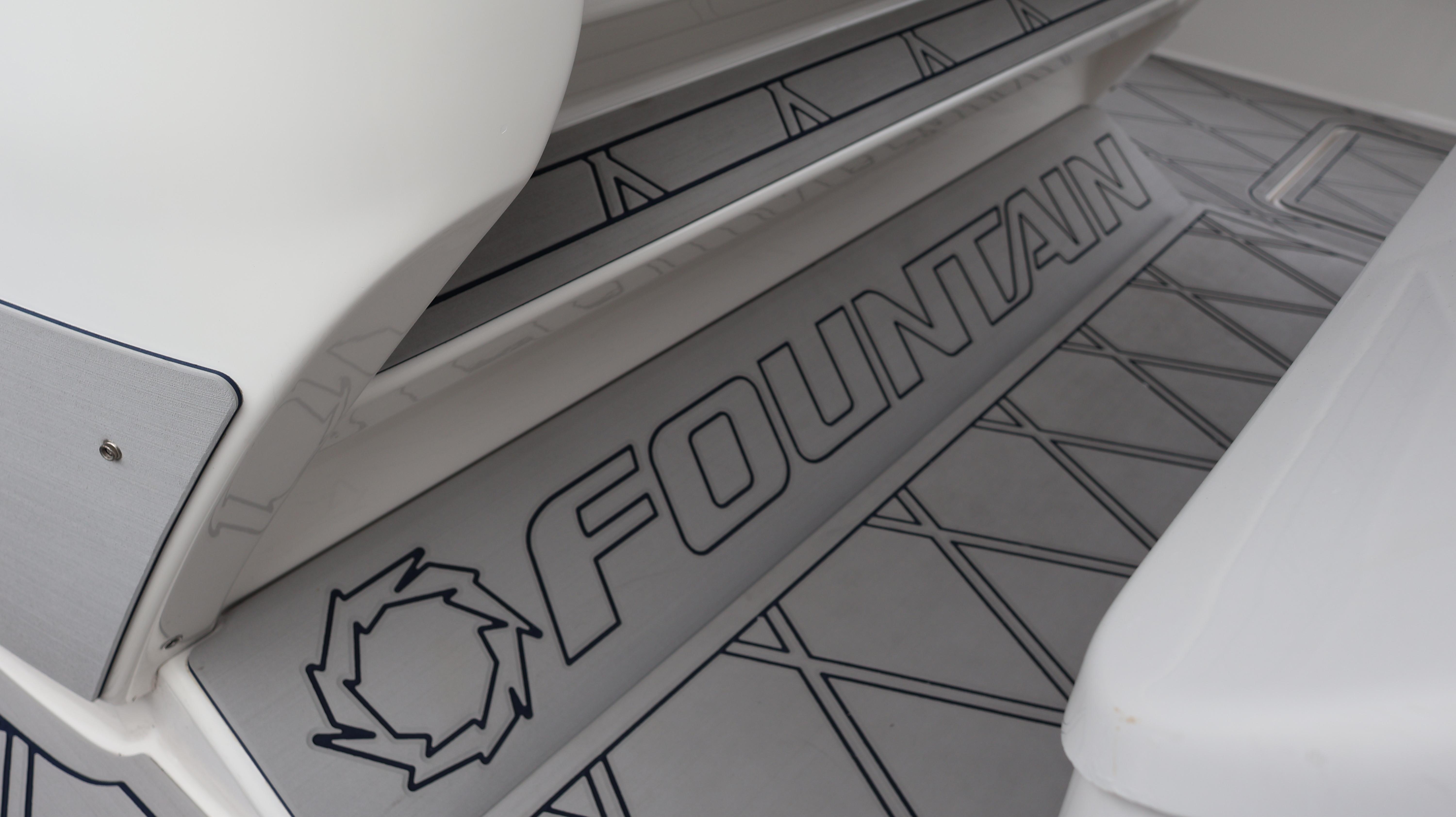 2019 Fountain 43NX