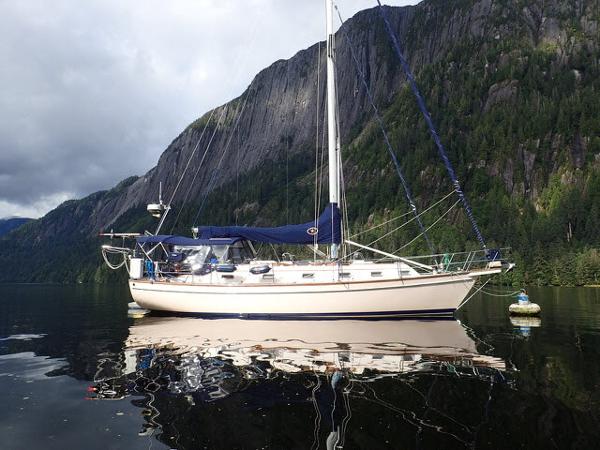 40' Island Packet, Listing Number 100913678, - Photo No. 1