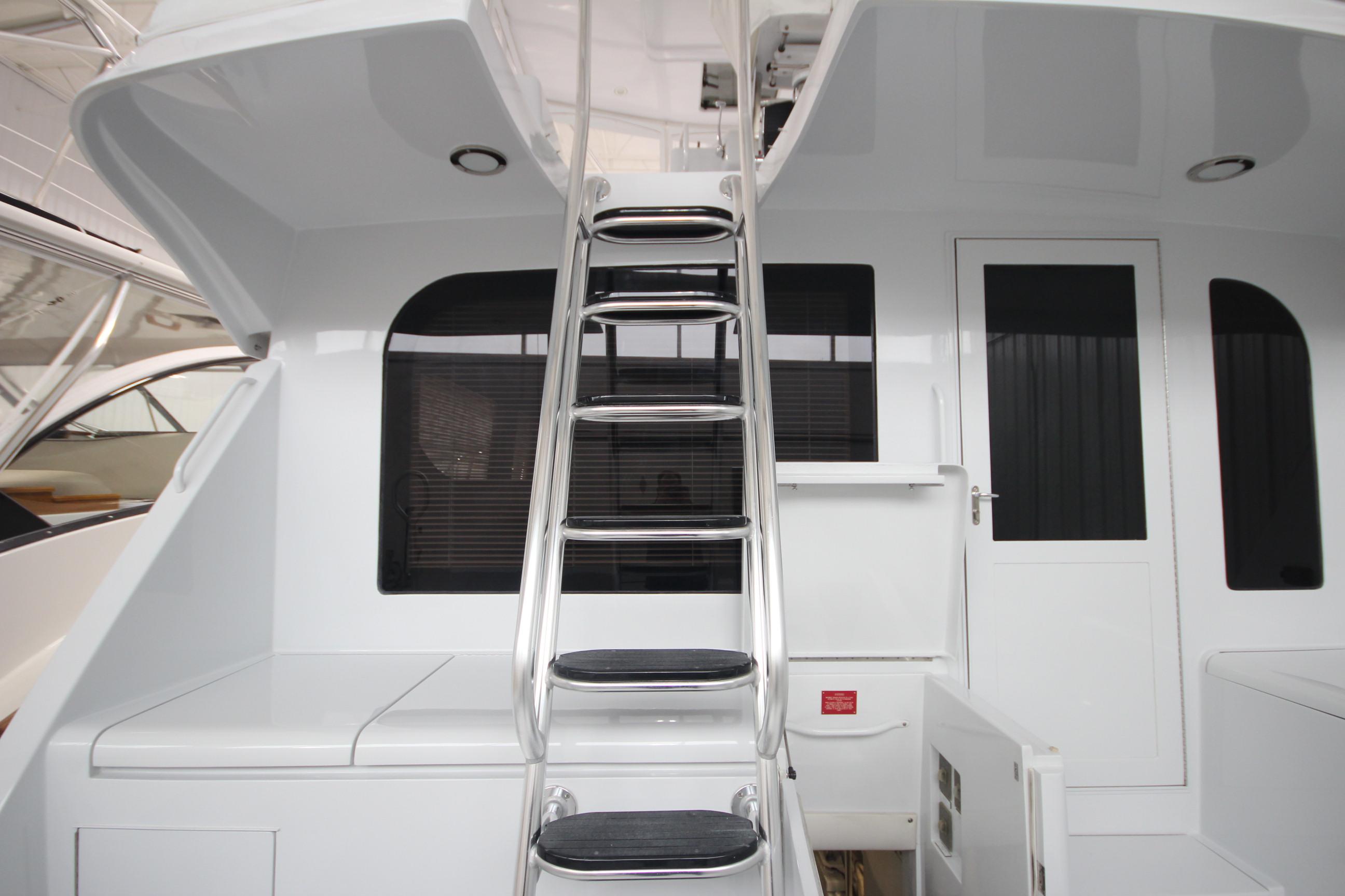 2001-hatteras-55-convertible-power-9648965-20250114102720746-1_XLARGE