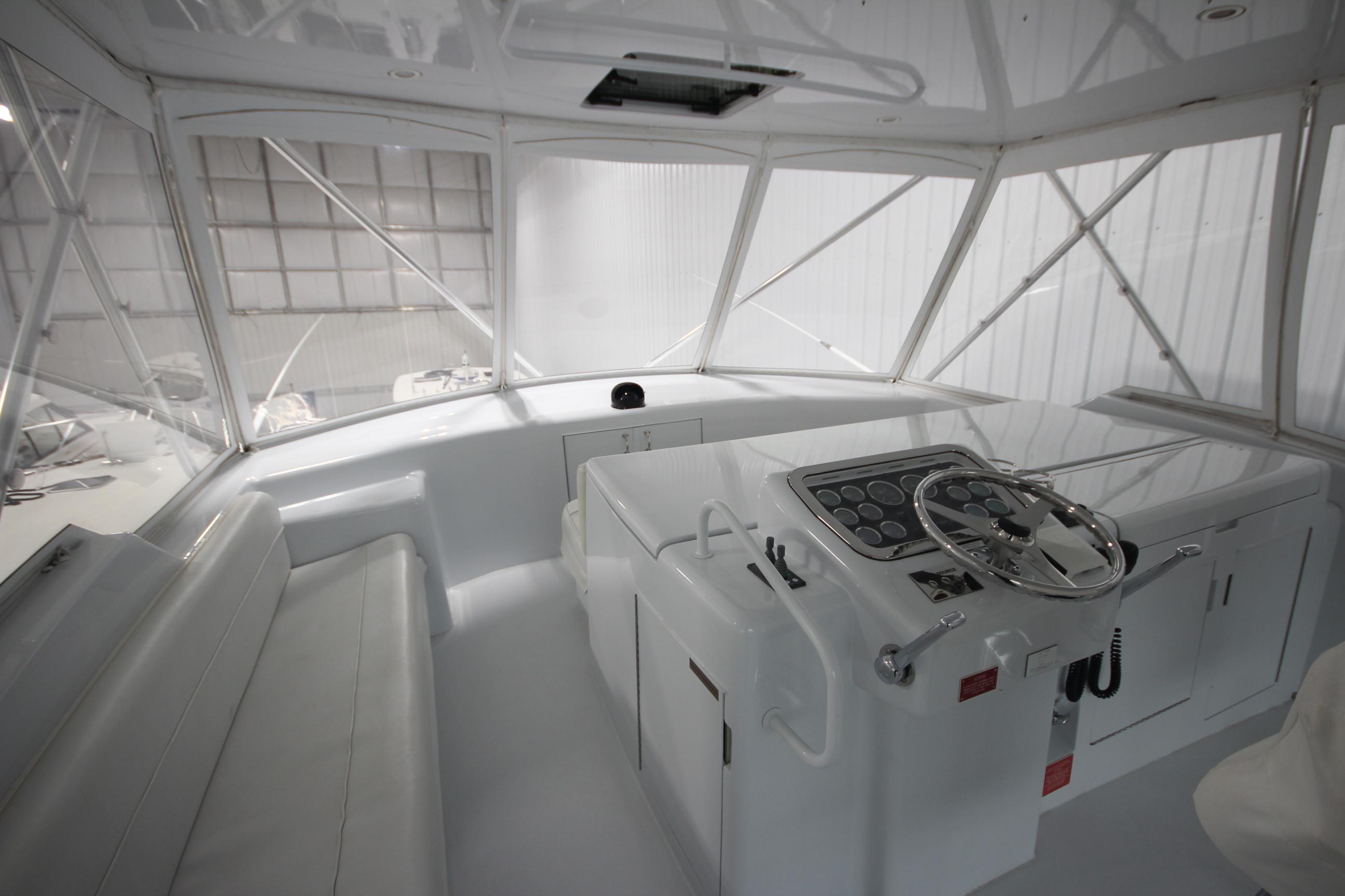 2001-hatteras-55-convertible-power-9648965-20250114102724690-1_XLARGE