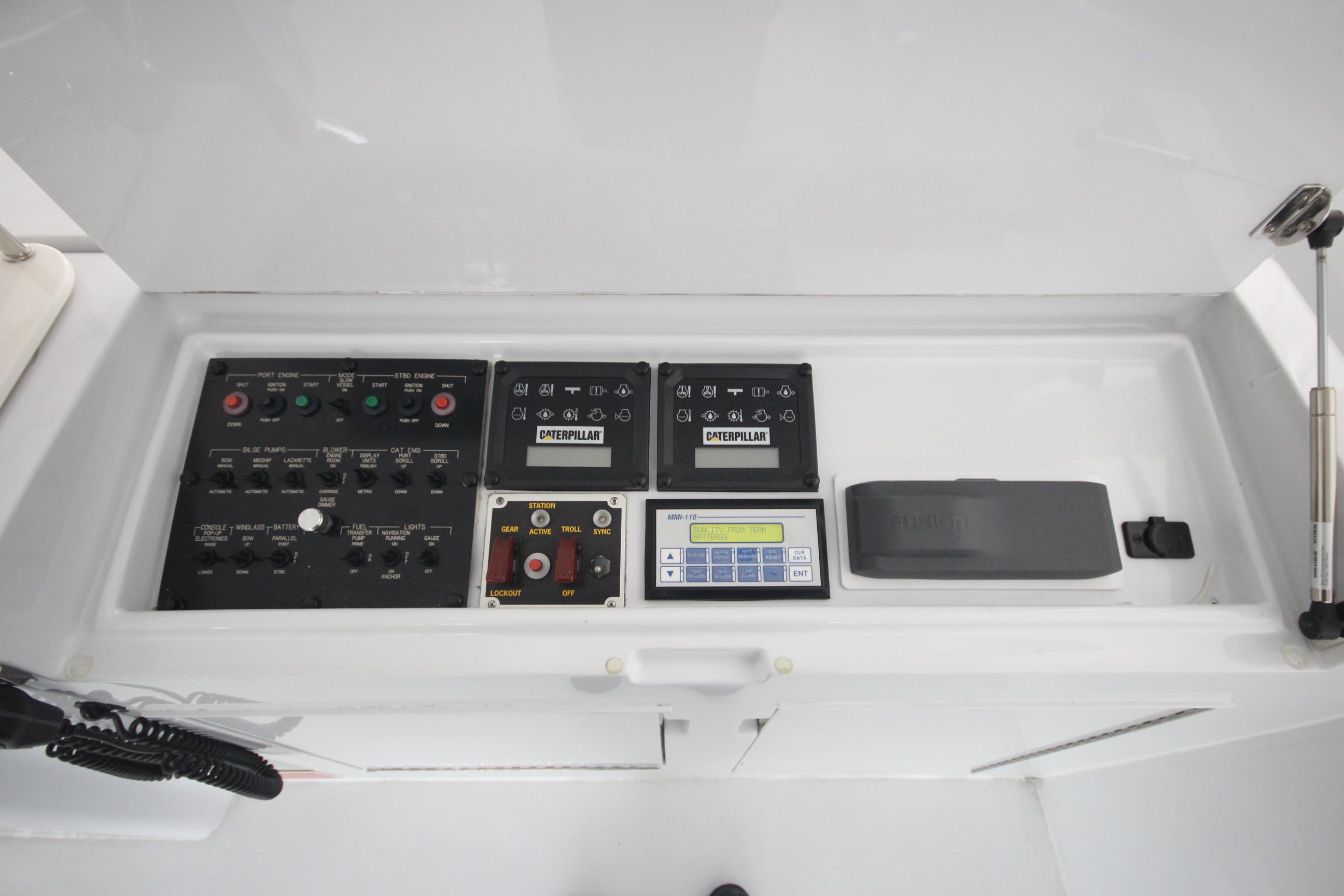2001-hatteras-55-convertible-power-9648965-20250114102730975-1_XLARGE