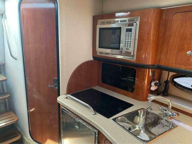2006-crownline-340-cr-power-9728970-20250326111322897-1_XLARGE