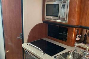 2006-crownline-340-cr-power-9728970-20250326112711092-1_XLARGE