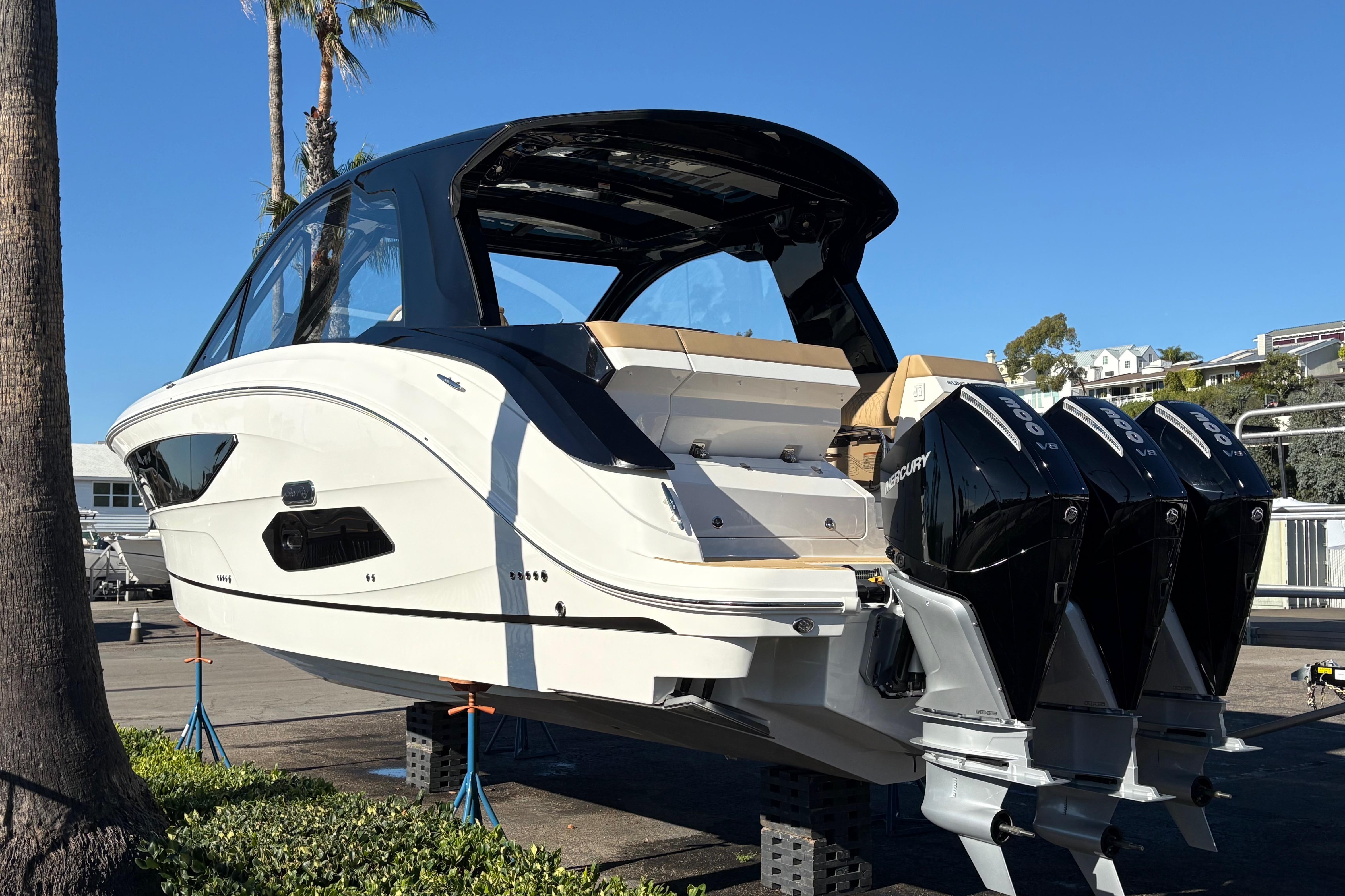 2026 Sea Ray Sundancer 370 Outboard #S1707H inventory image at Sun Country Marine Group, Newport Beach