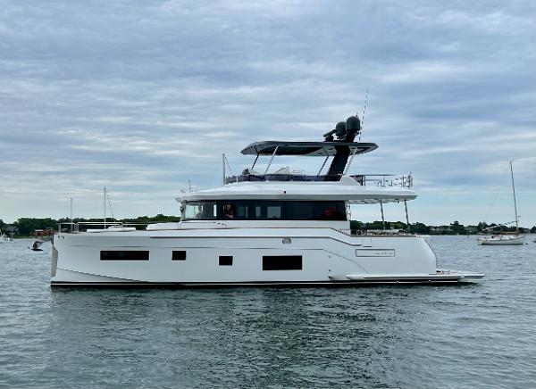 61' Sirena, Listing Number 100887767, - Photo No. 3