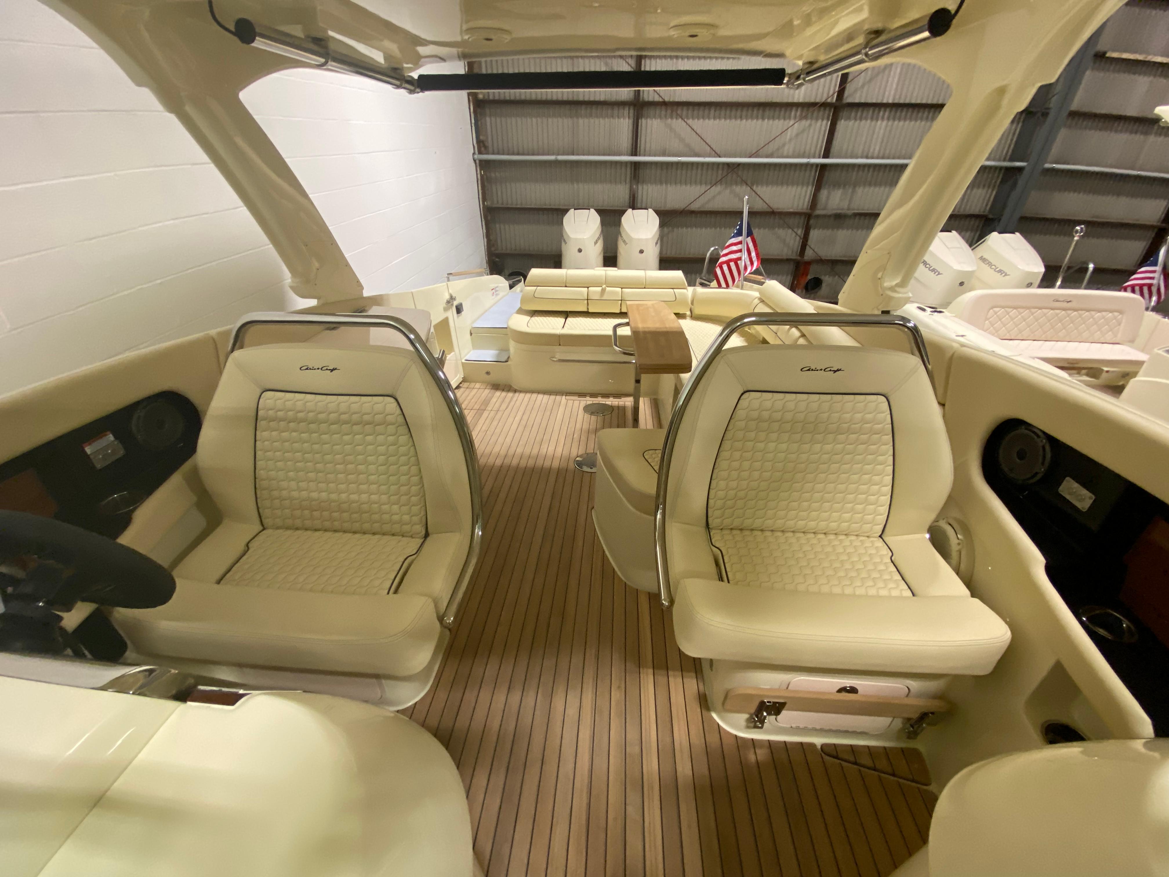 2024 Chris-Craft LAUNCH GT 35-19