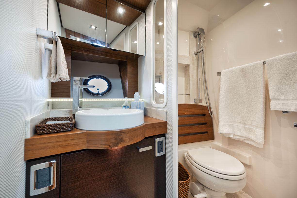 Tiara 44 - Blue Skies -Guest Stateroom Head