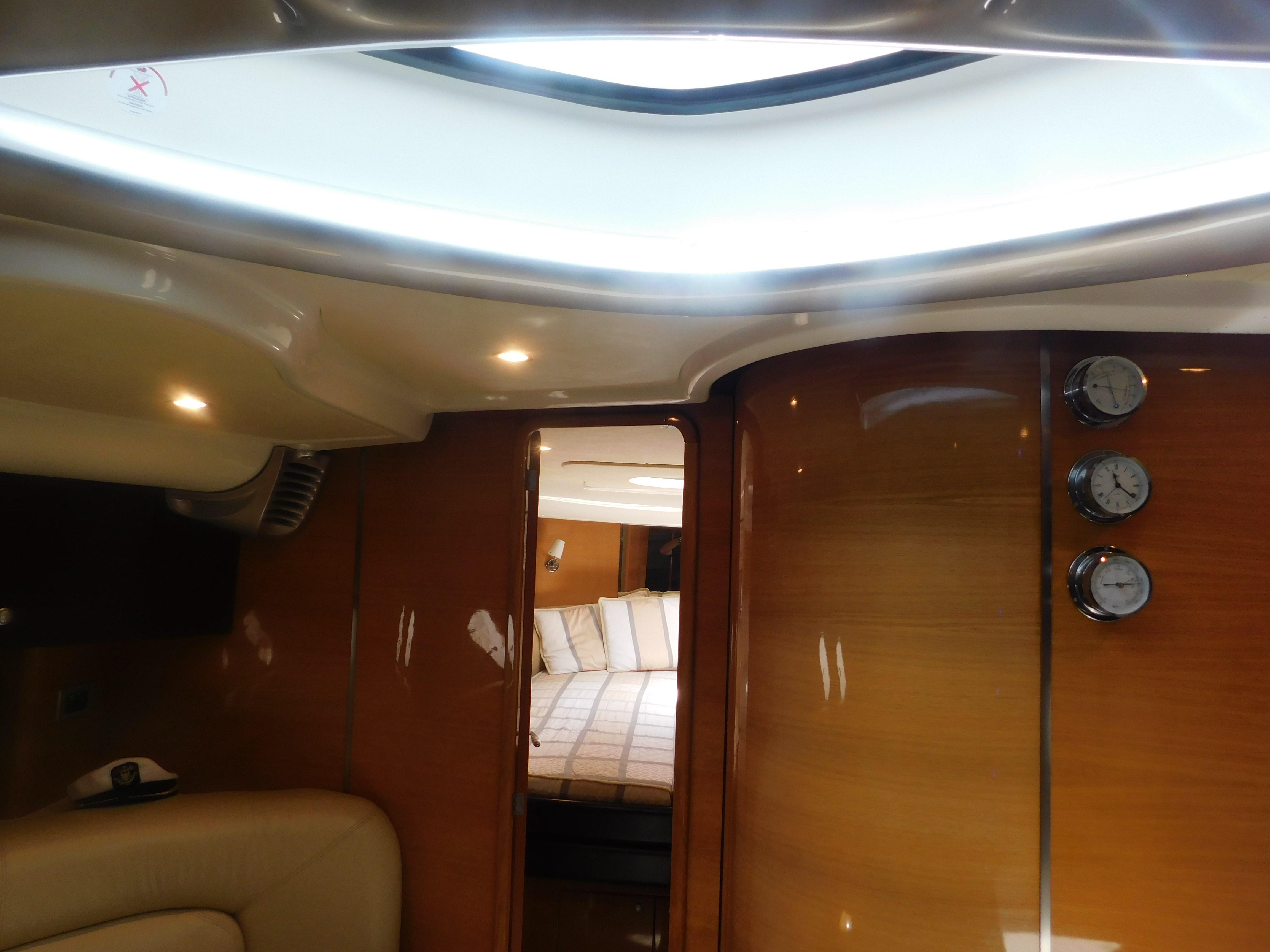 47′ Cranchi 2007 Yacht for Sale