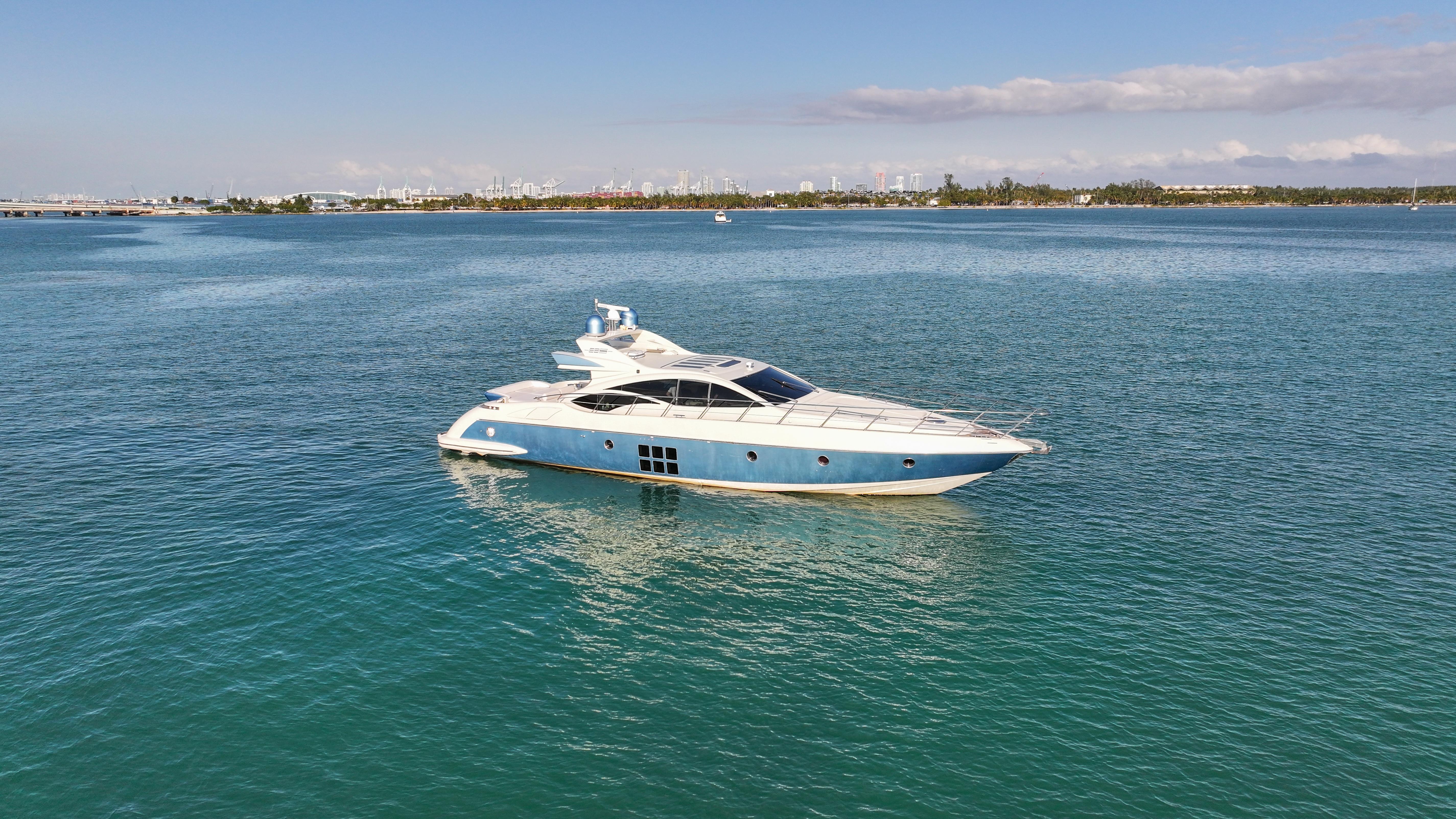 2006-azimut-68s-power-9778986-20250506105041013-1_XLARGE