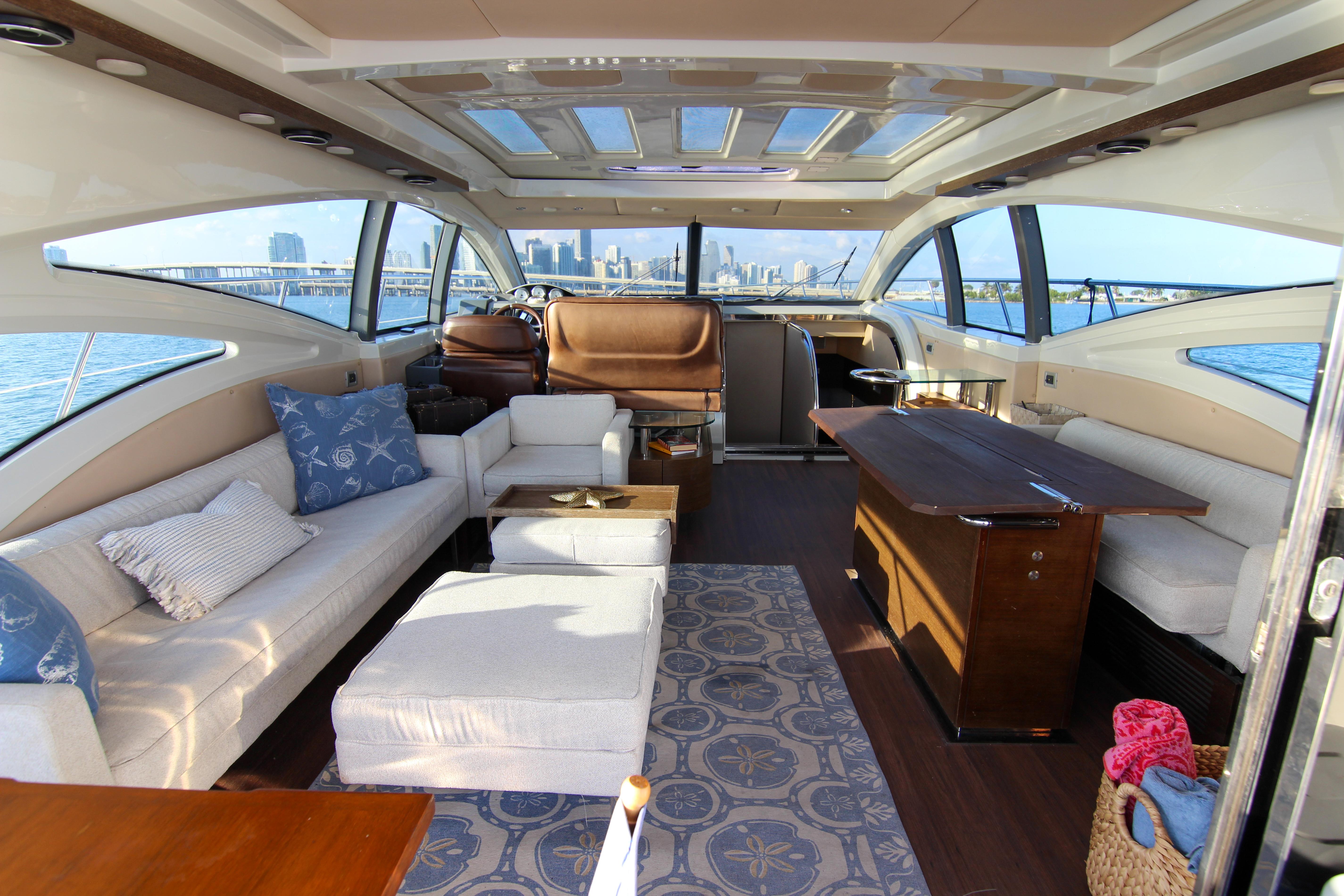 2006-azimut-68s-power-9778986-20250506105244897-1_XLARGE