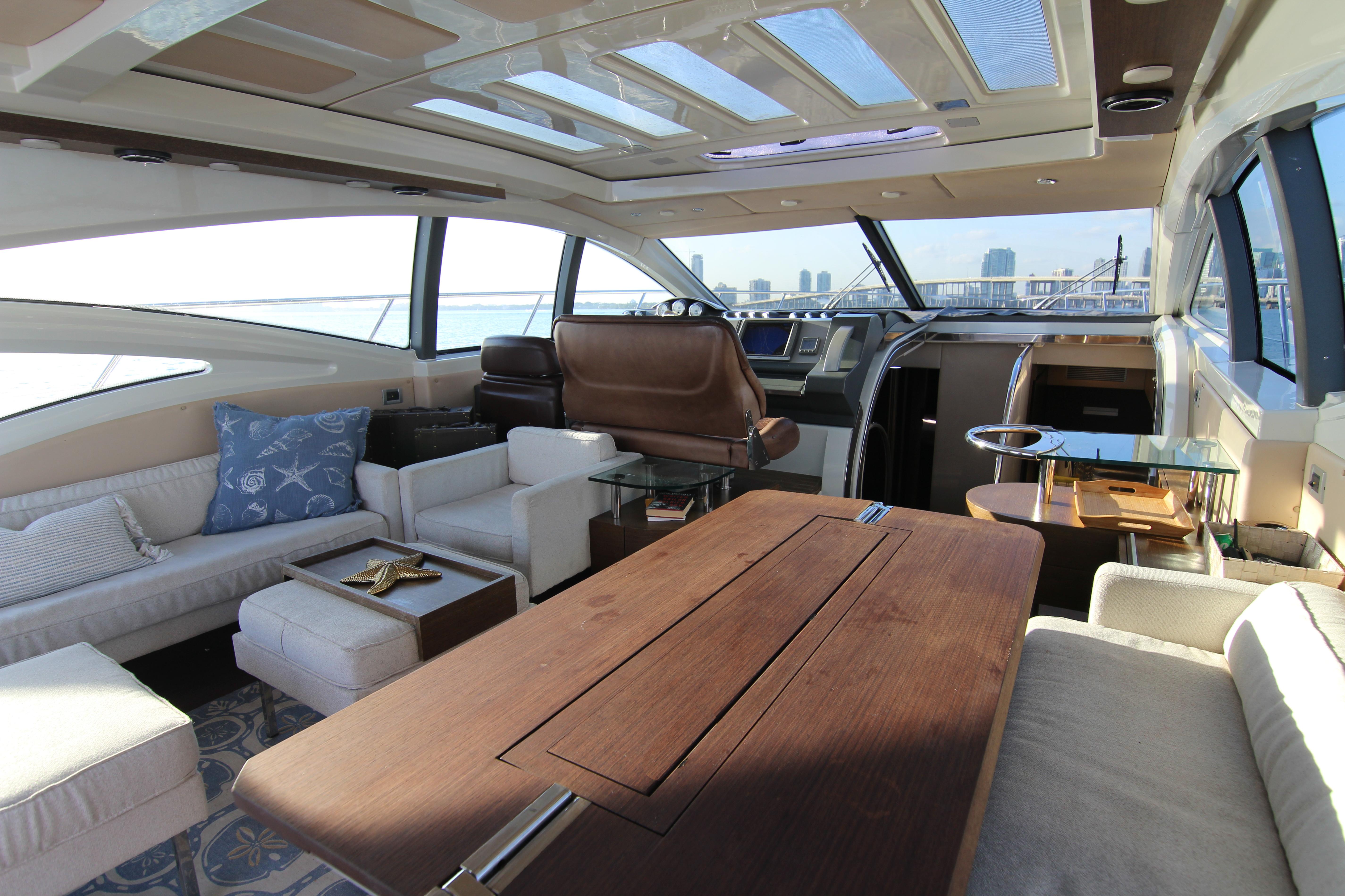 2006-azimut-68s-power-9778986-20250506105445373-1_XLARGE
