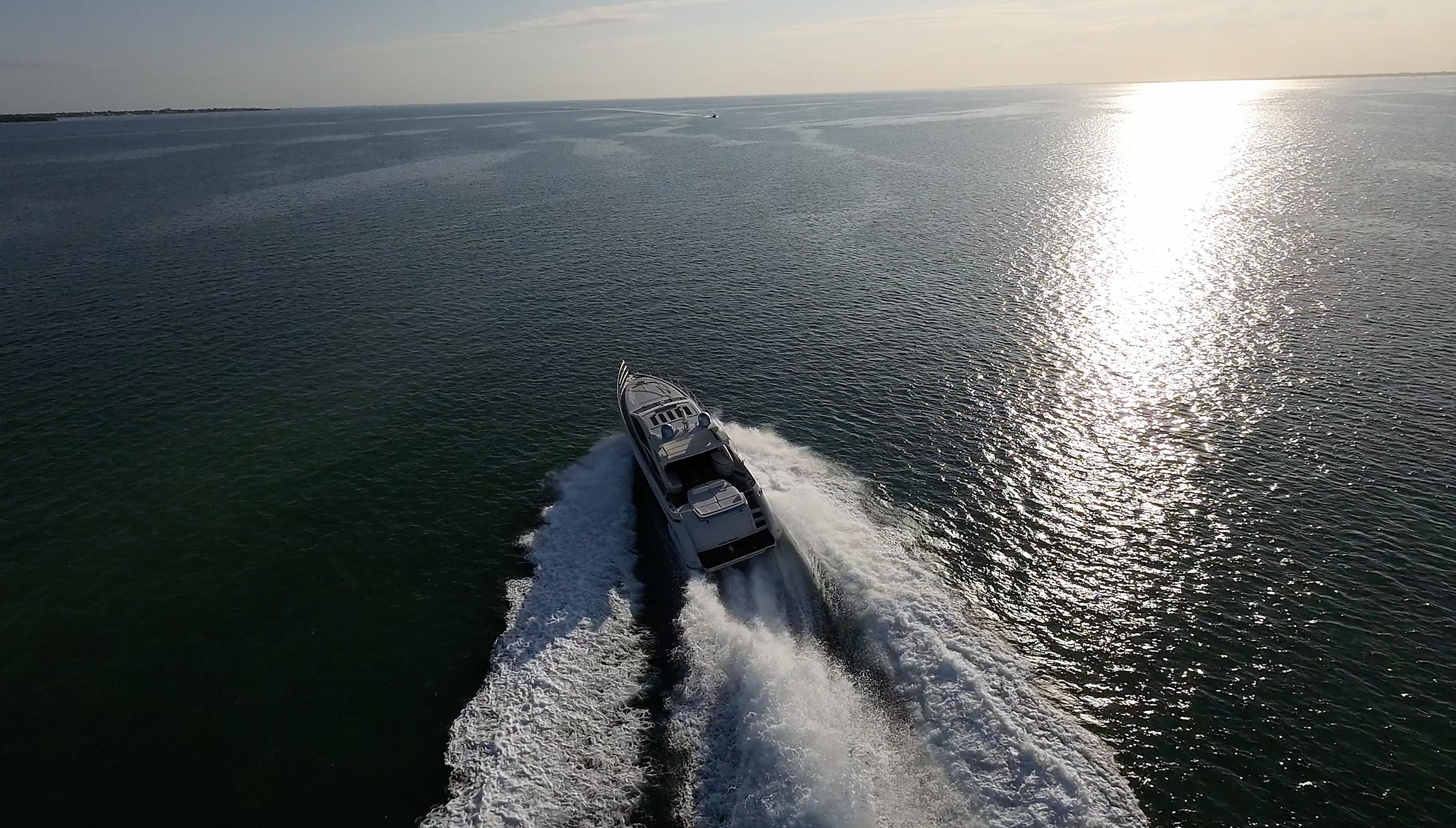 2006-azimut-68s-power-9778986-20250506110632541-1_XLARGE