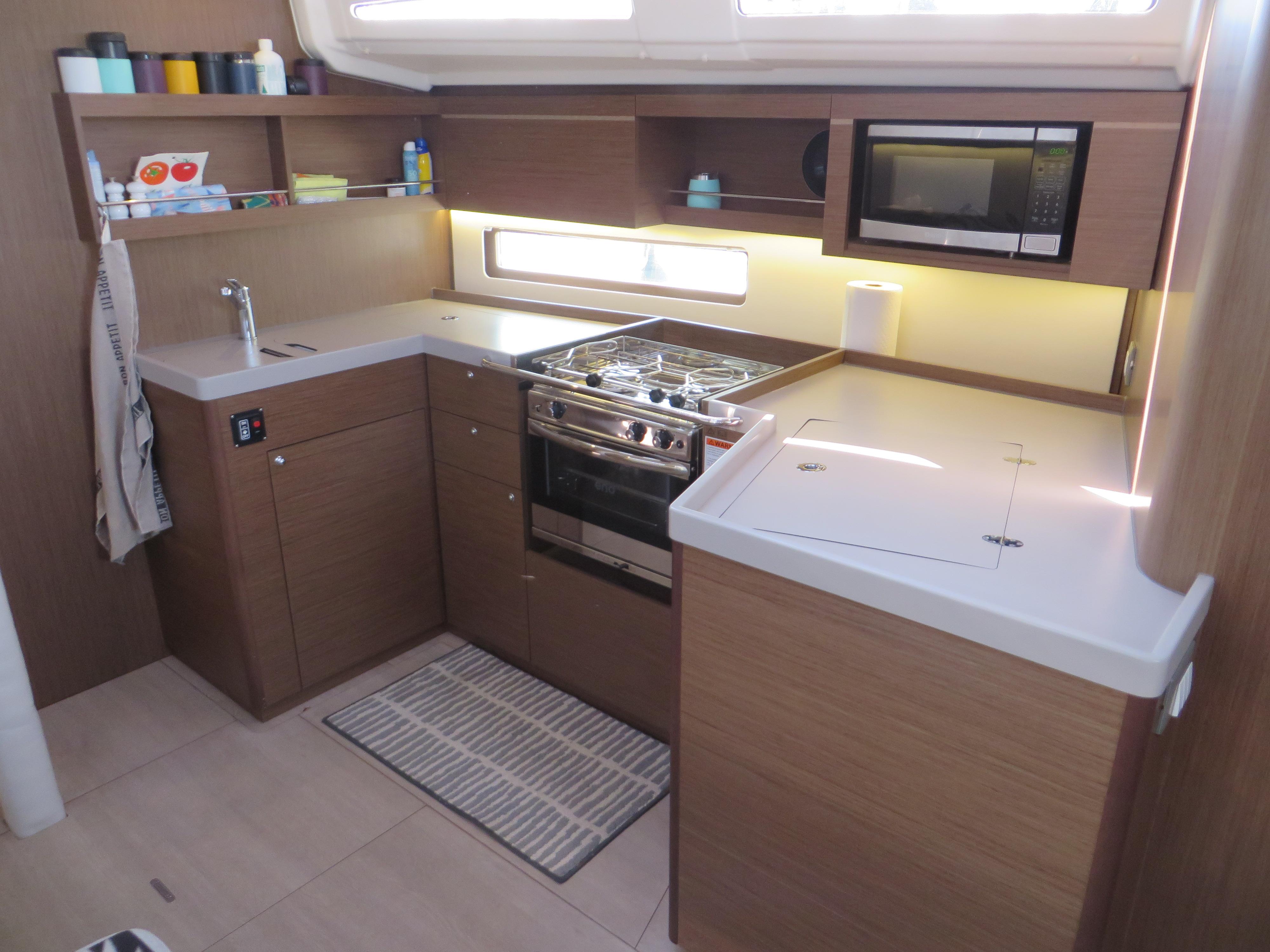 Yacht Photos Pics