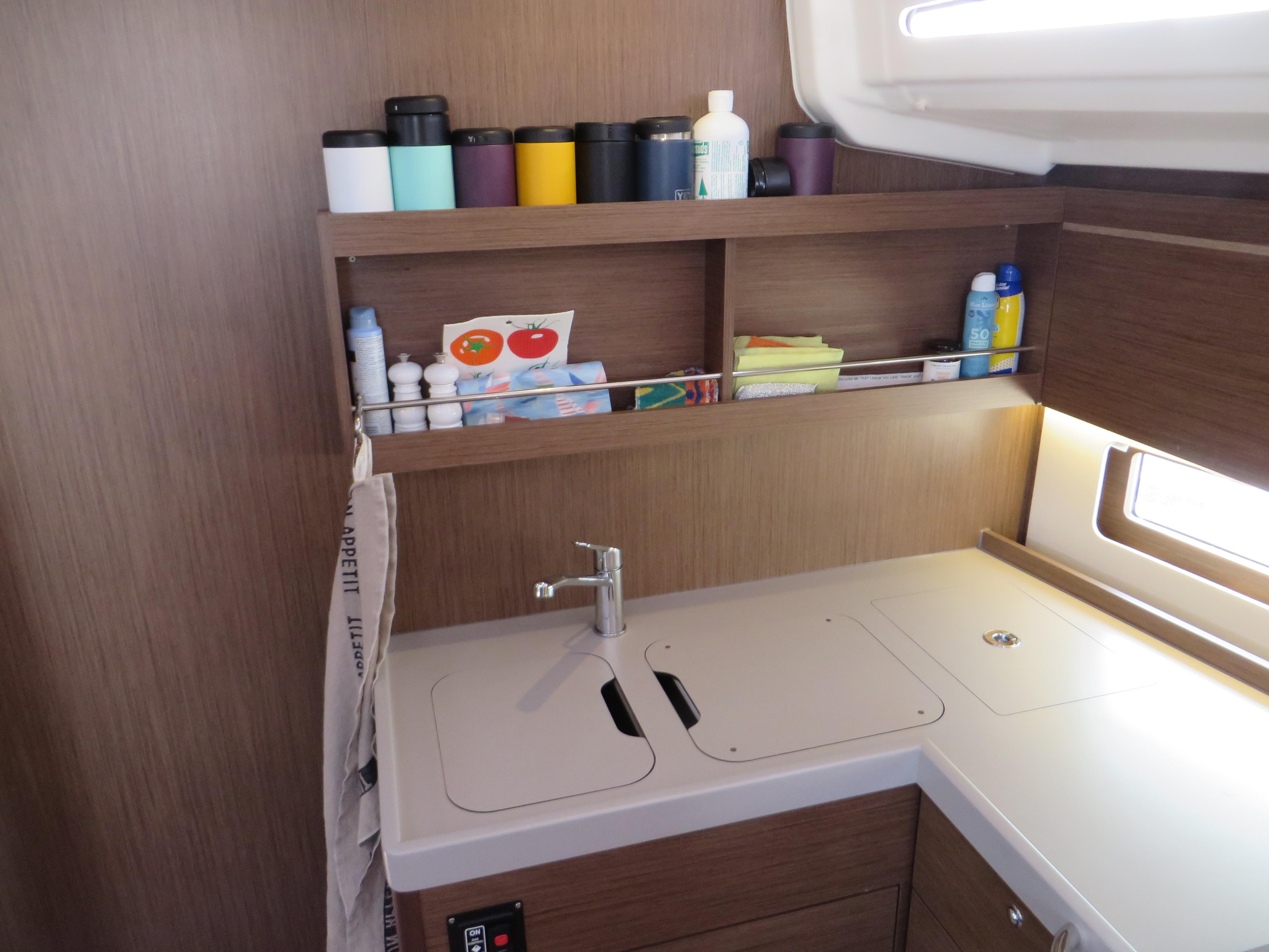 Yacht Photos Pics