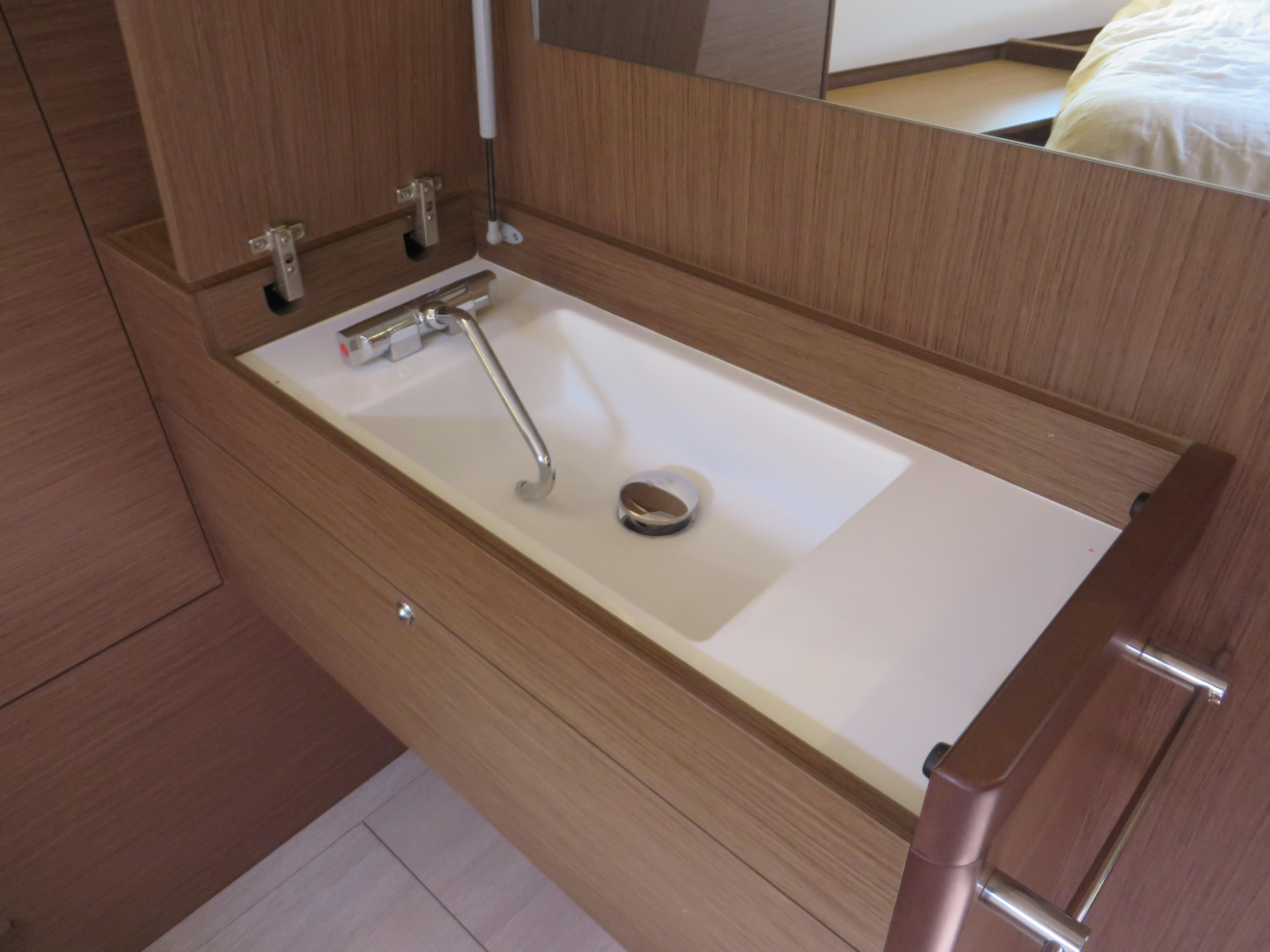 Yacht Photos Pics