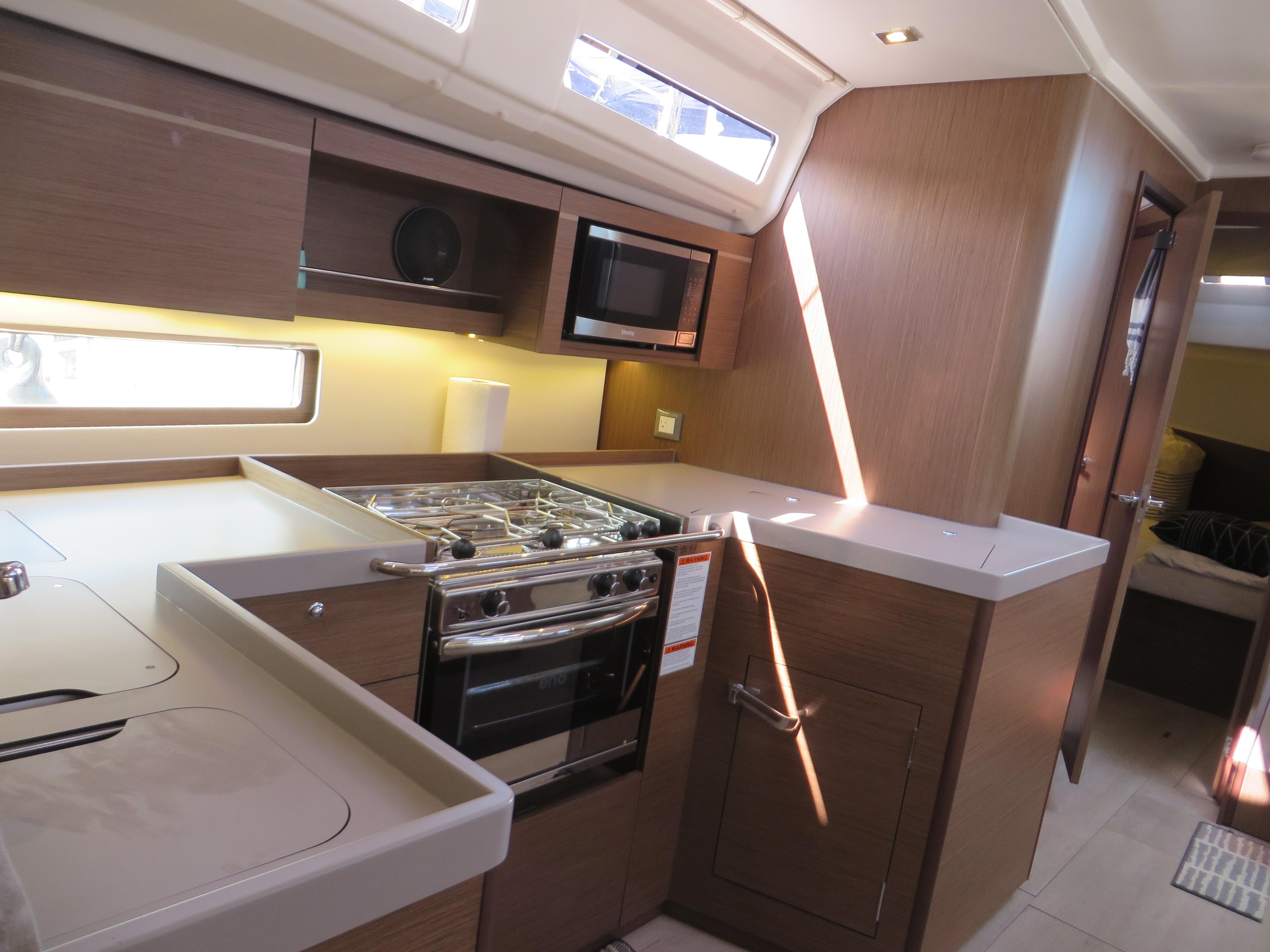 Yacht Photos Pics