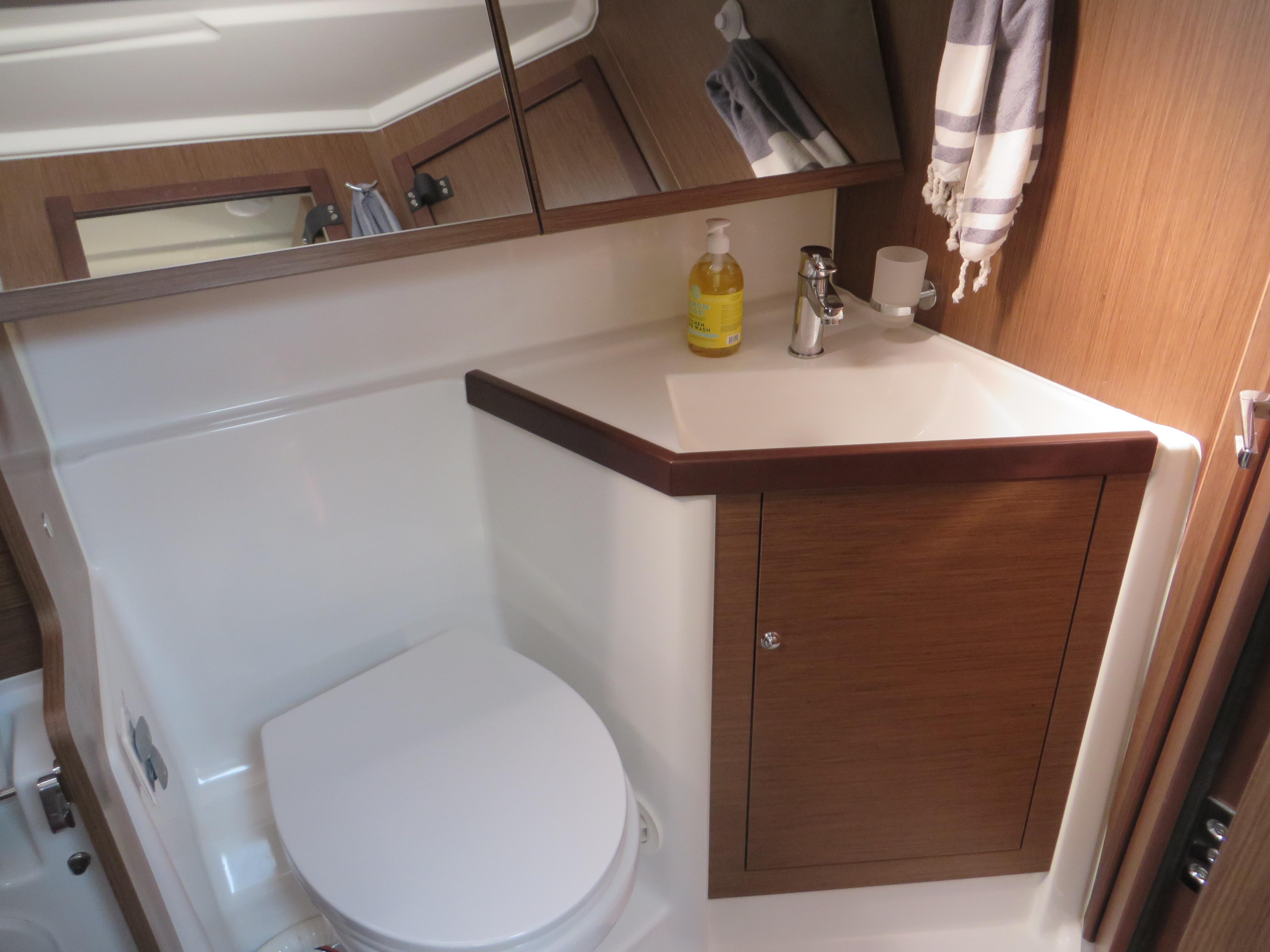Yacht Photos Pics