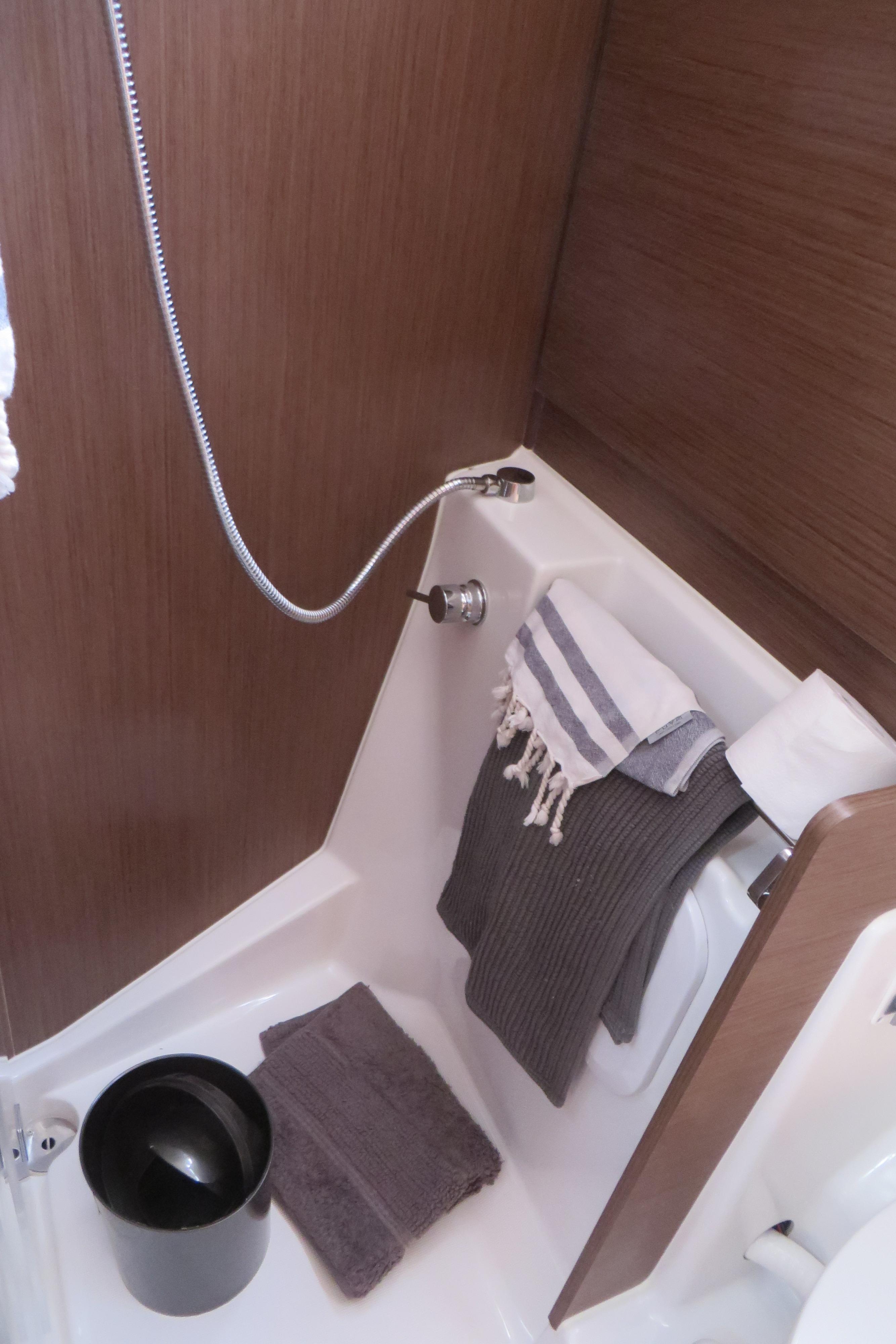 Yacht Photos Pics