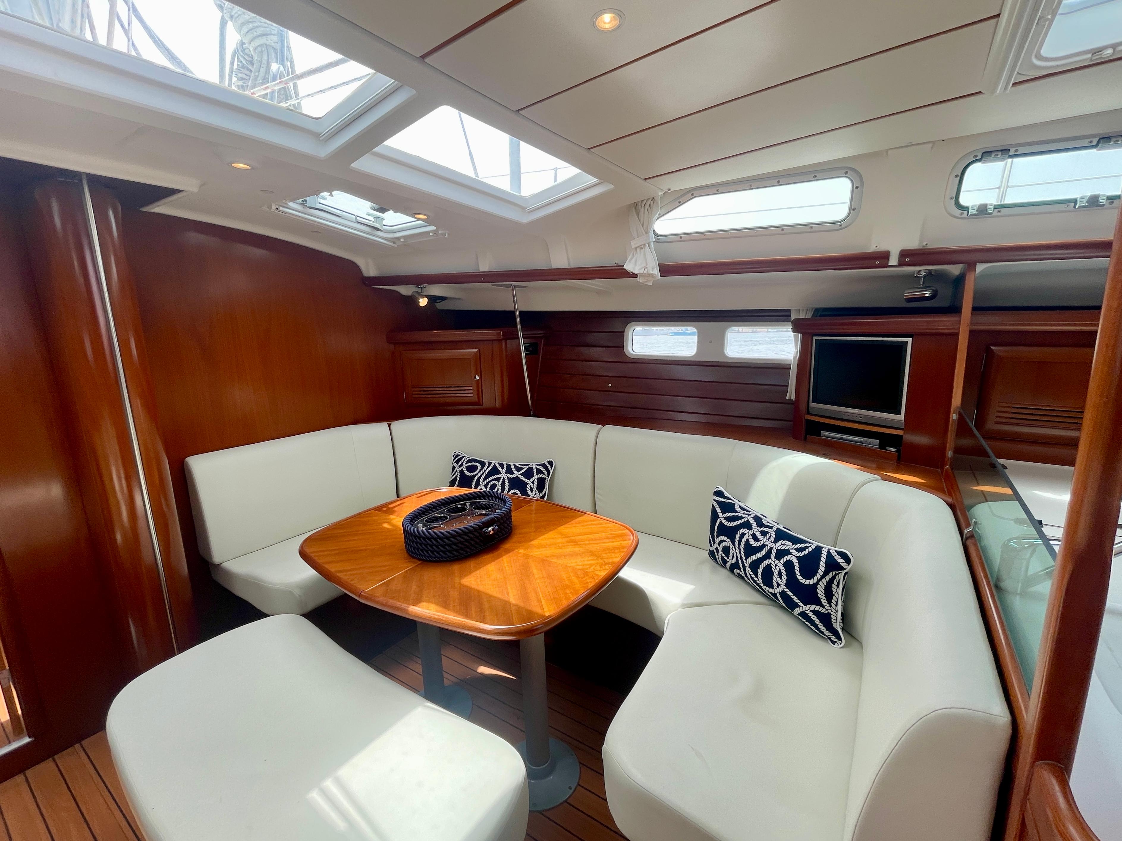 Yacht Photos Pics