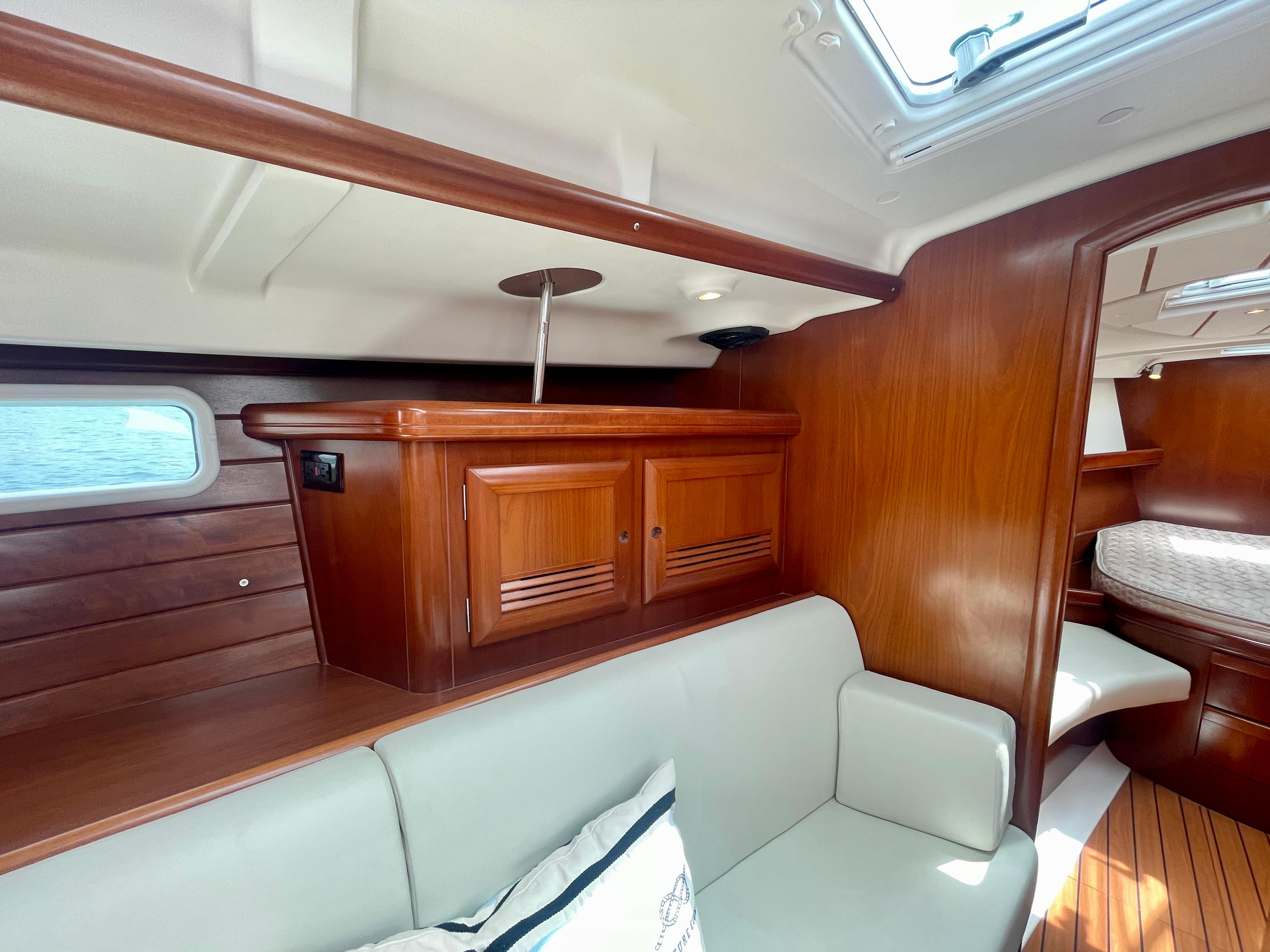 Yacht Photos Pics