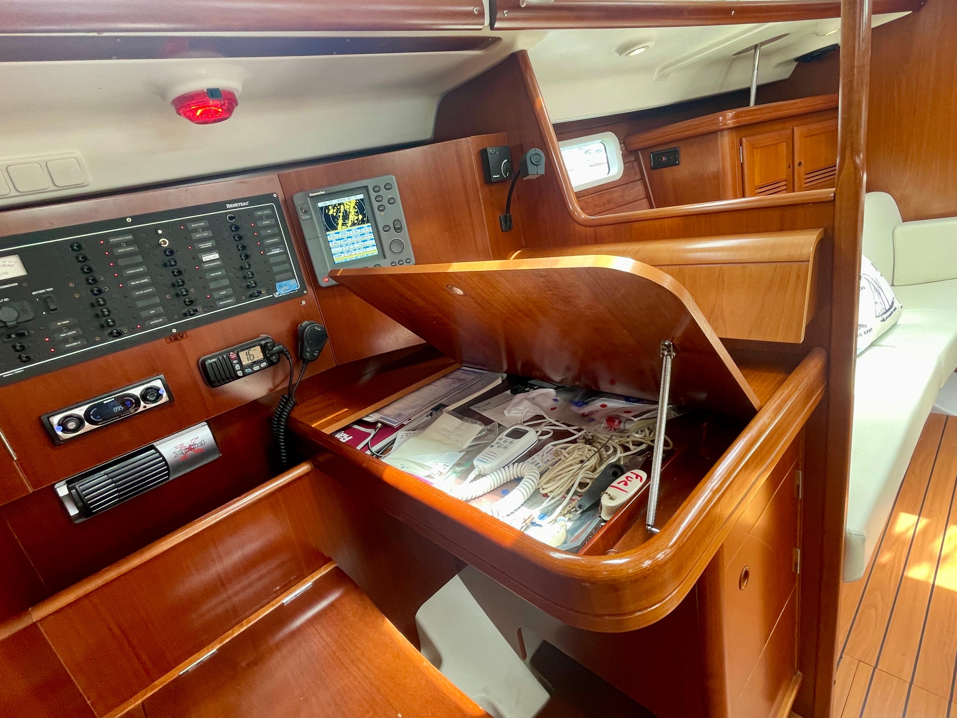 Yacht Photos Pics