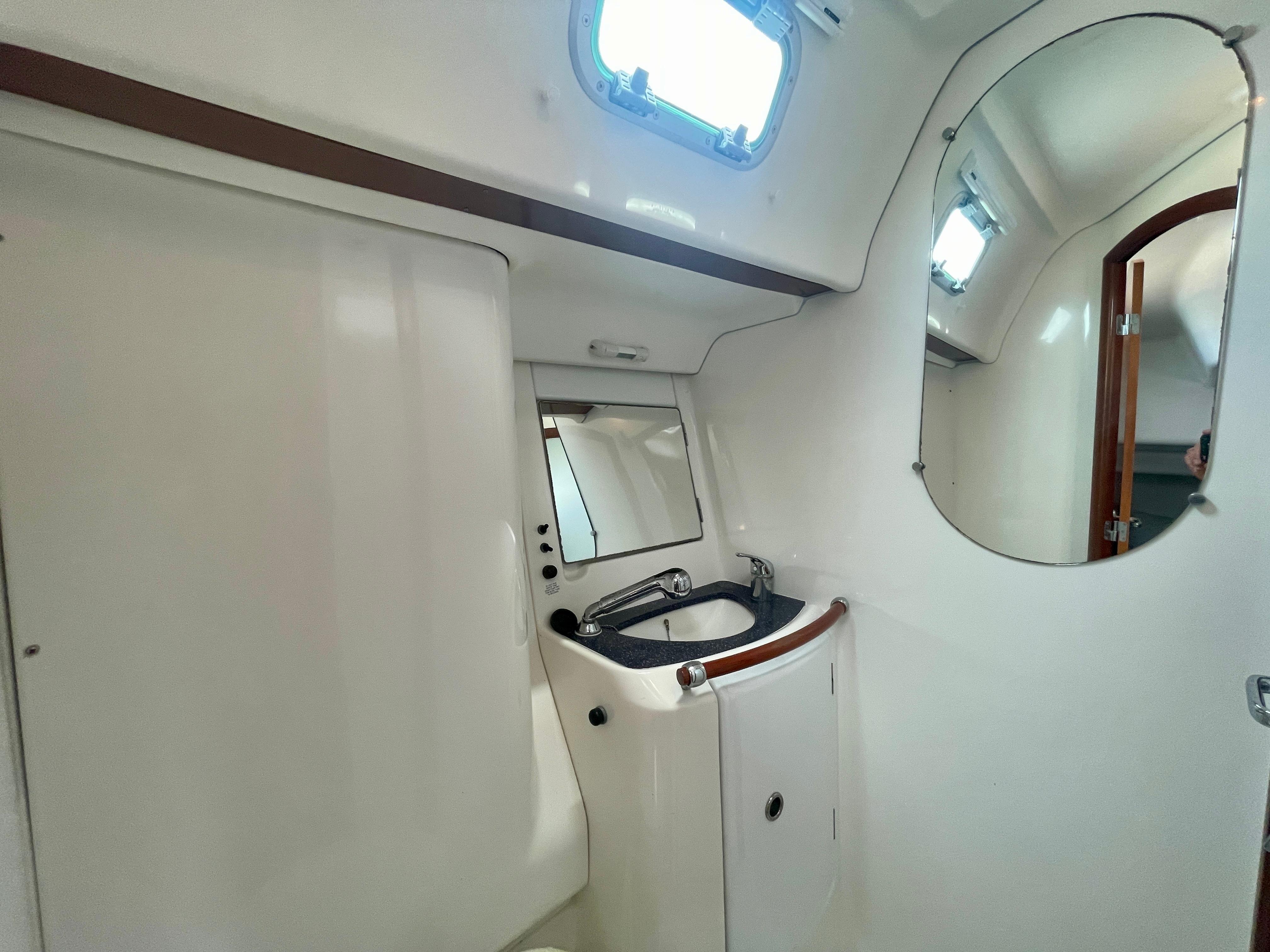 Yacht Photos Pics