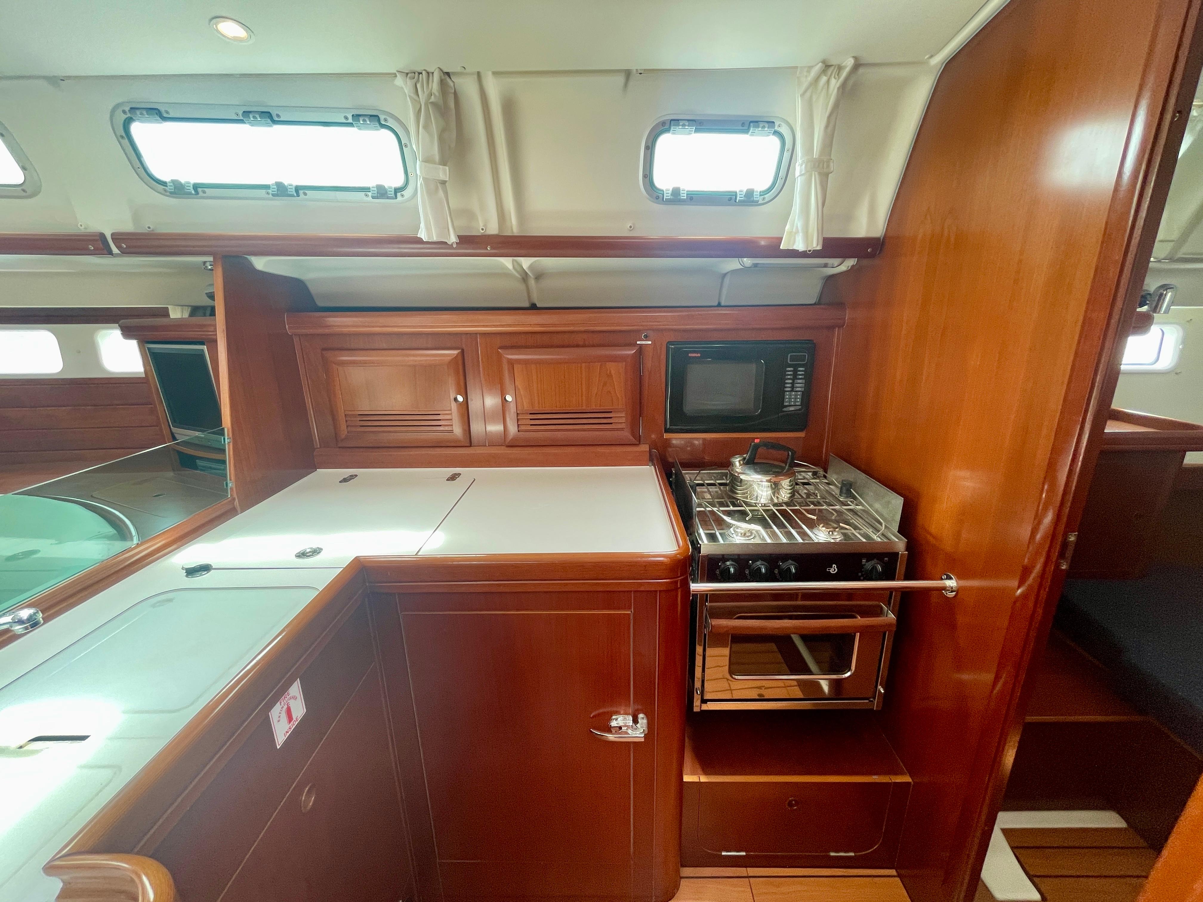 Yacht Photos Pics