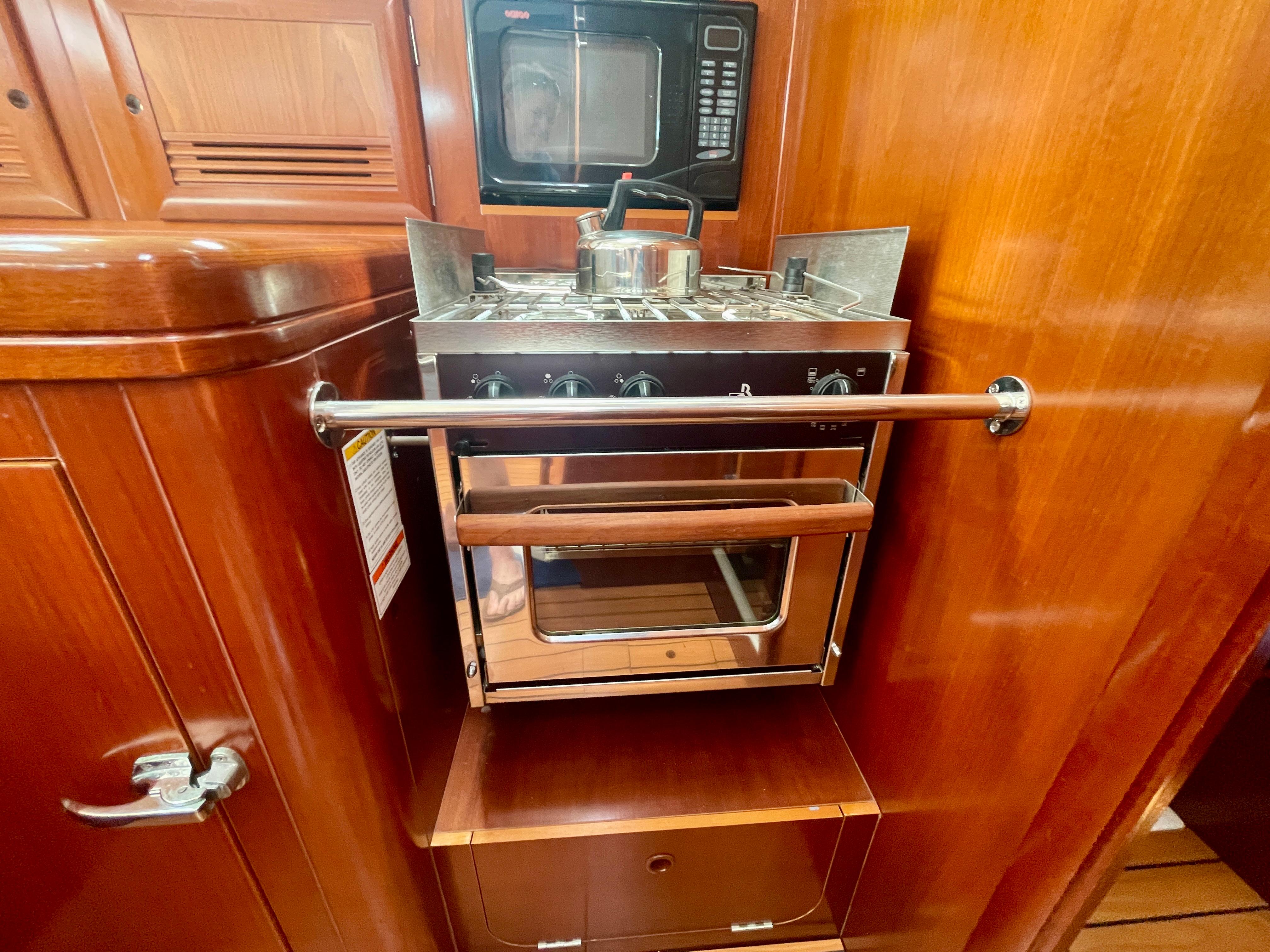 Yacht Photos Pics