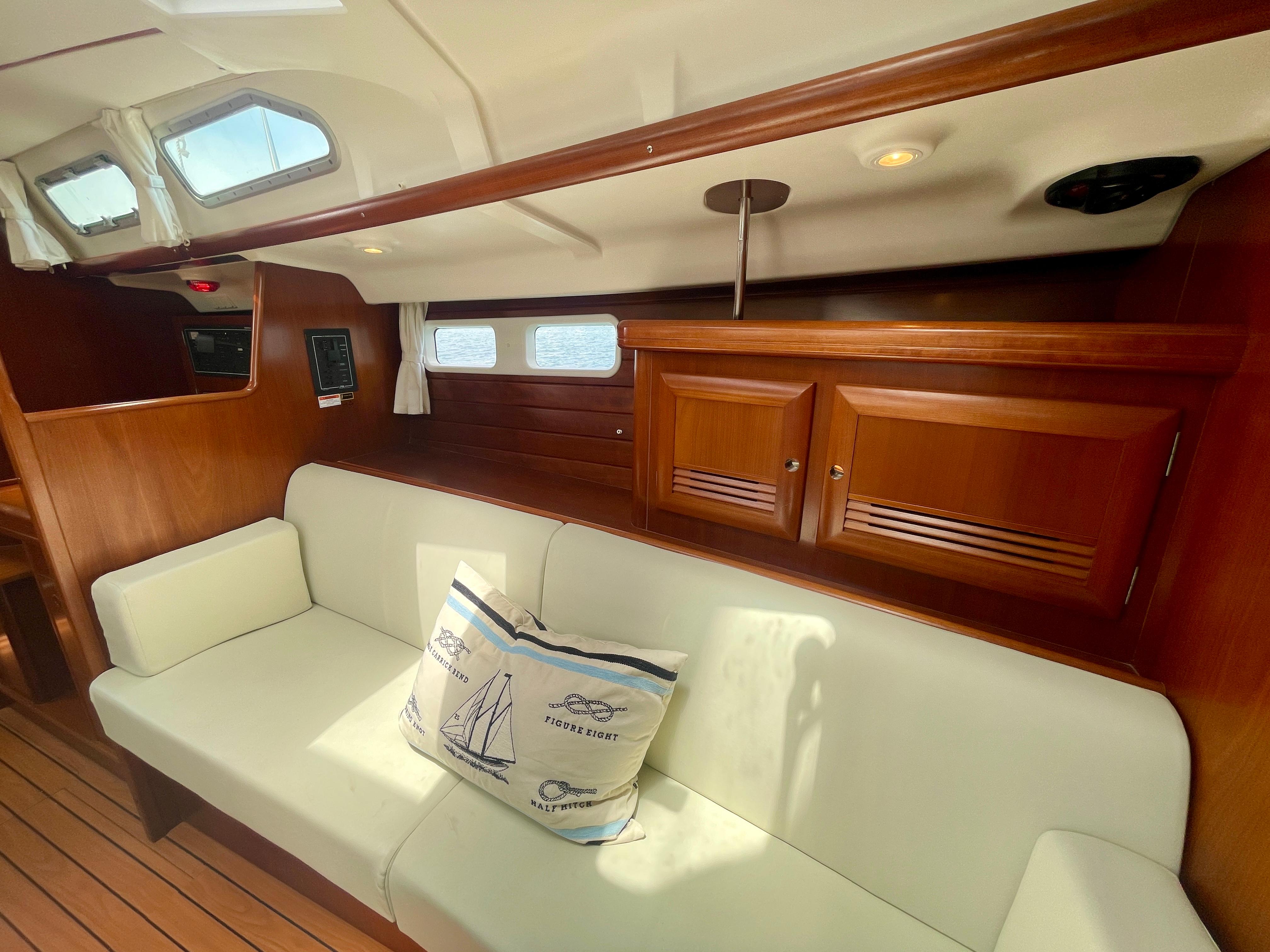 Yacht Photos Pics