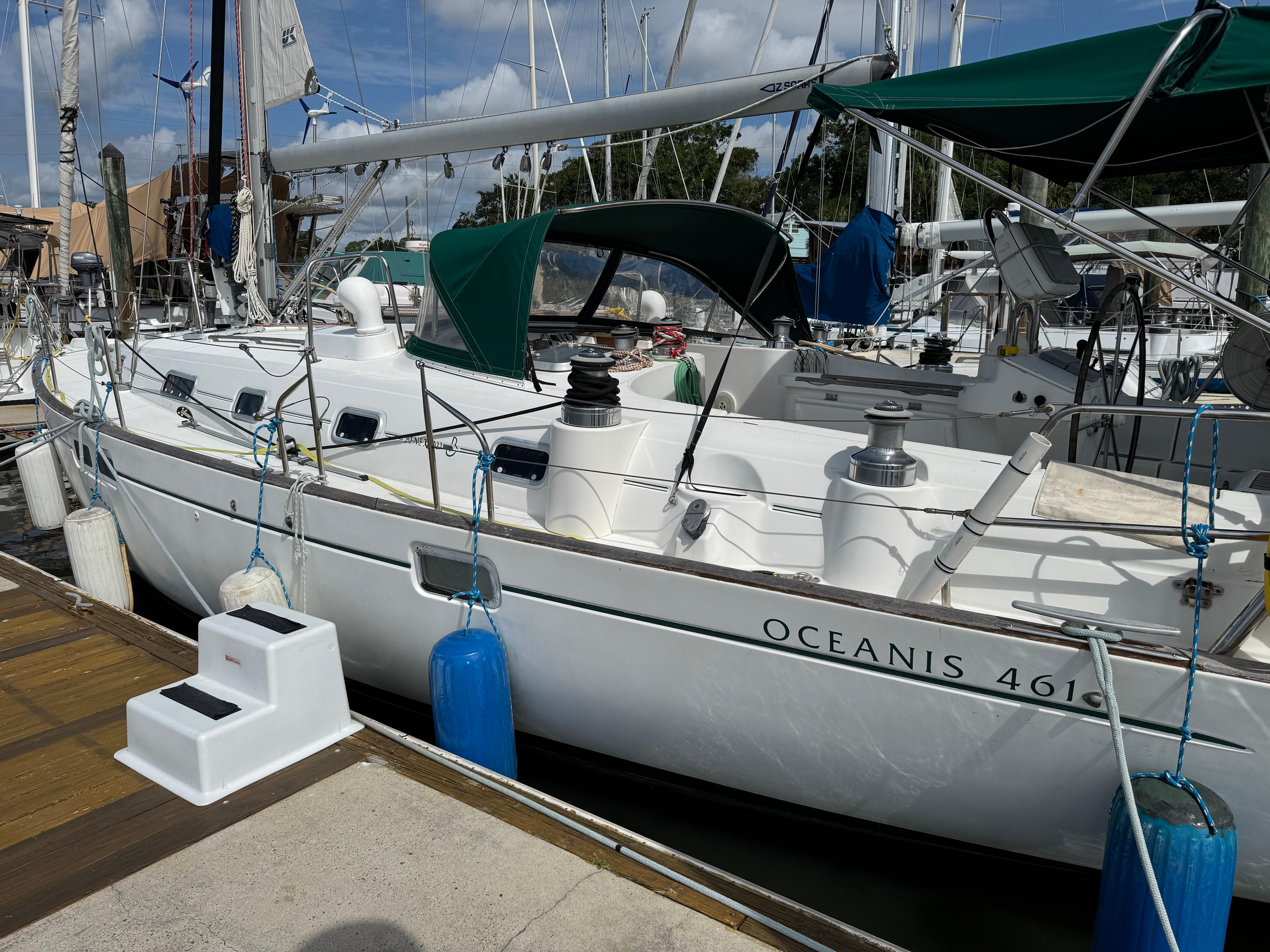 Yacht Photos Pics
