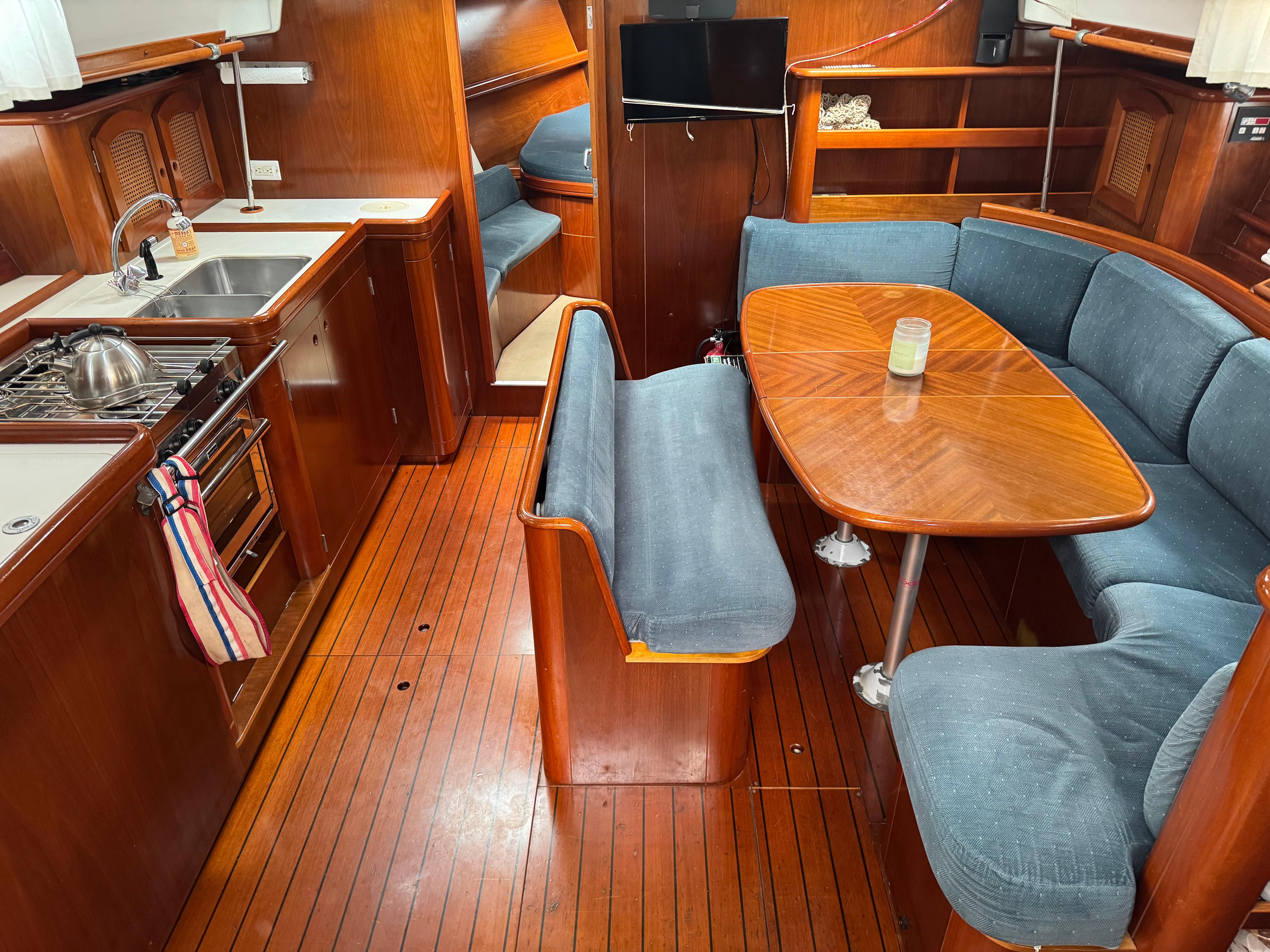 Yacht Photos Pics