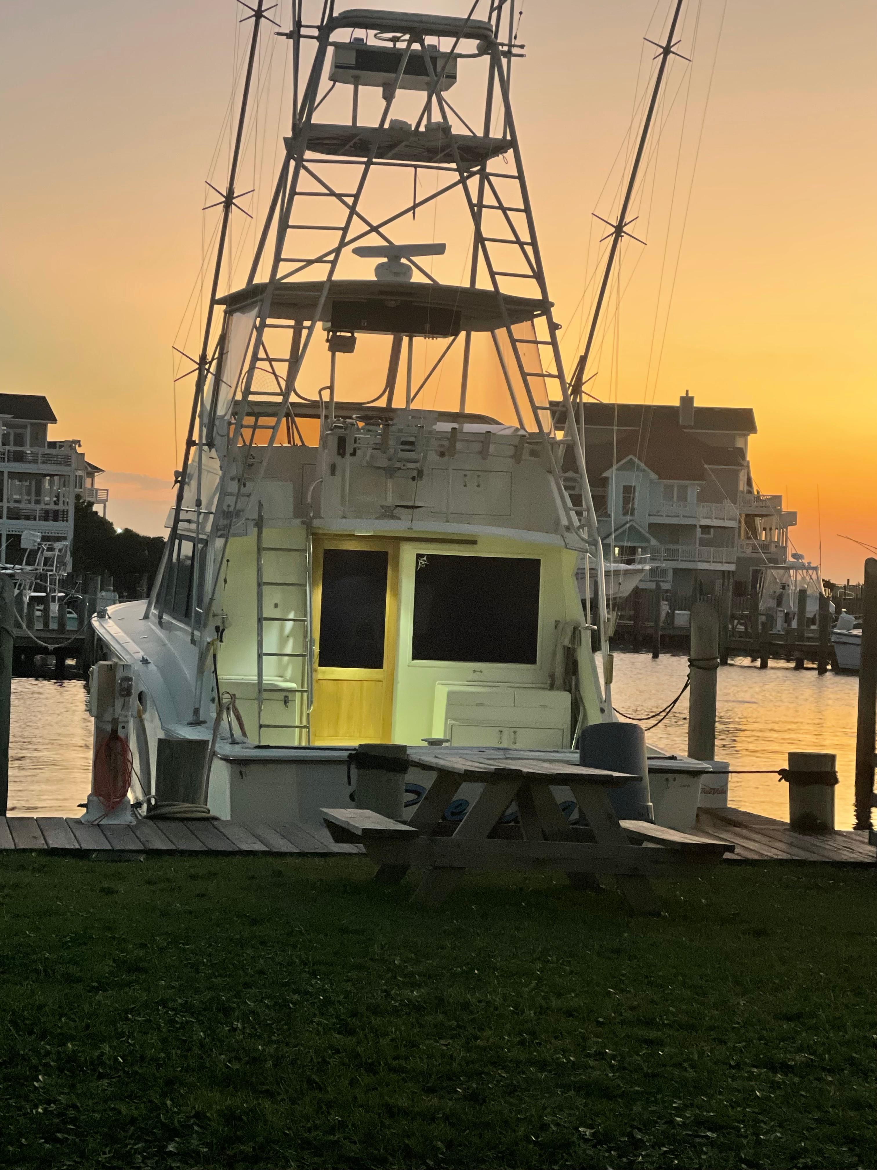 1988 Hatteras 45 Convertible