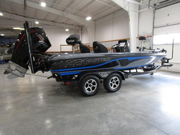 2022 Nitro boat for sale, model of the boat is Z20 Pro & Image # 3 of 49