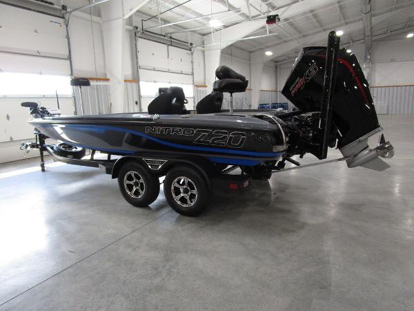 2022 Nitro boat for sale, model of the boat is Z20 Pro & Image # 6 of 49