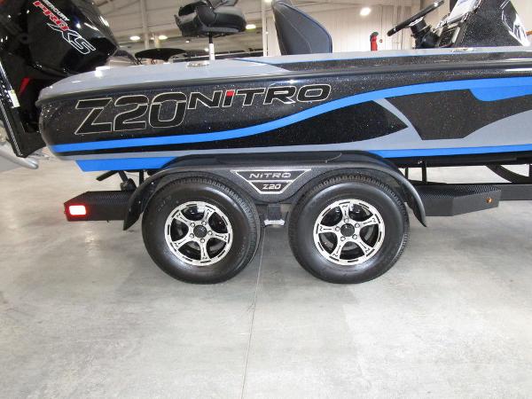 2022 Nitro boat for sale, model of the boat is Z20 Pro & Image # 10 of 49