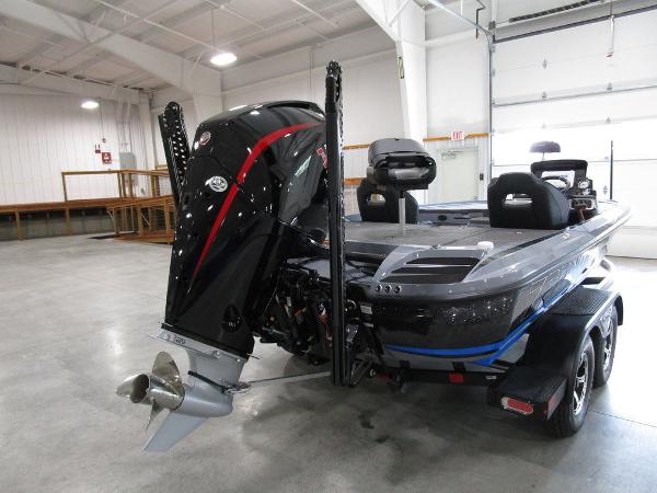 2022 Nitro boat for sale, model of the boat is Z20 Pro & Image # 12 of 49