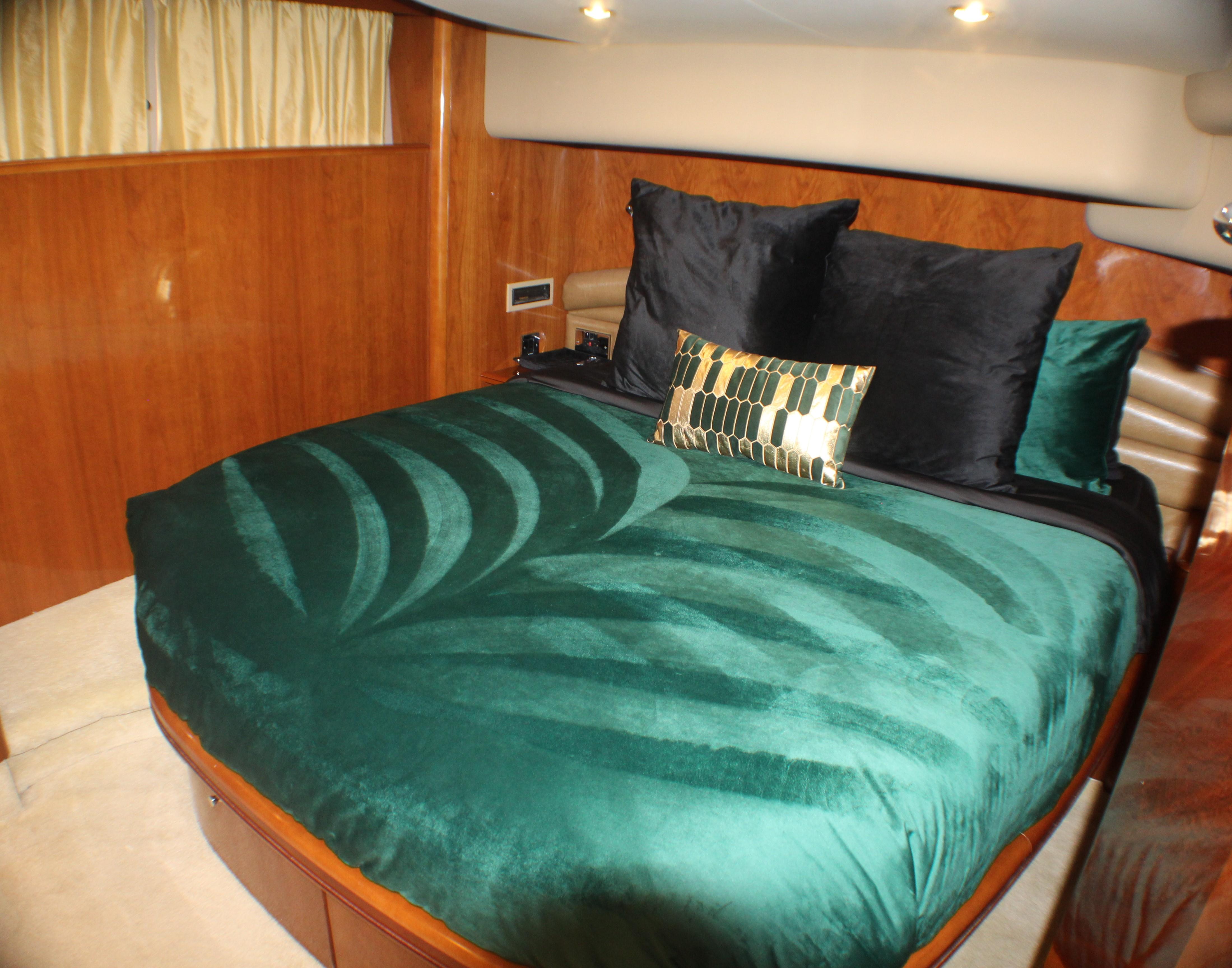 61 Viking Princess Fly - Cabin