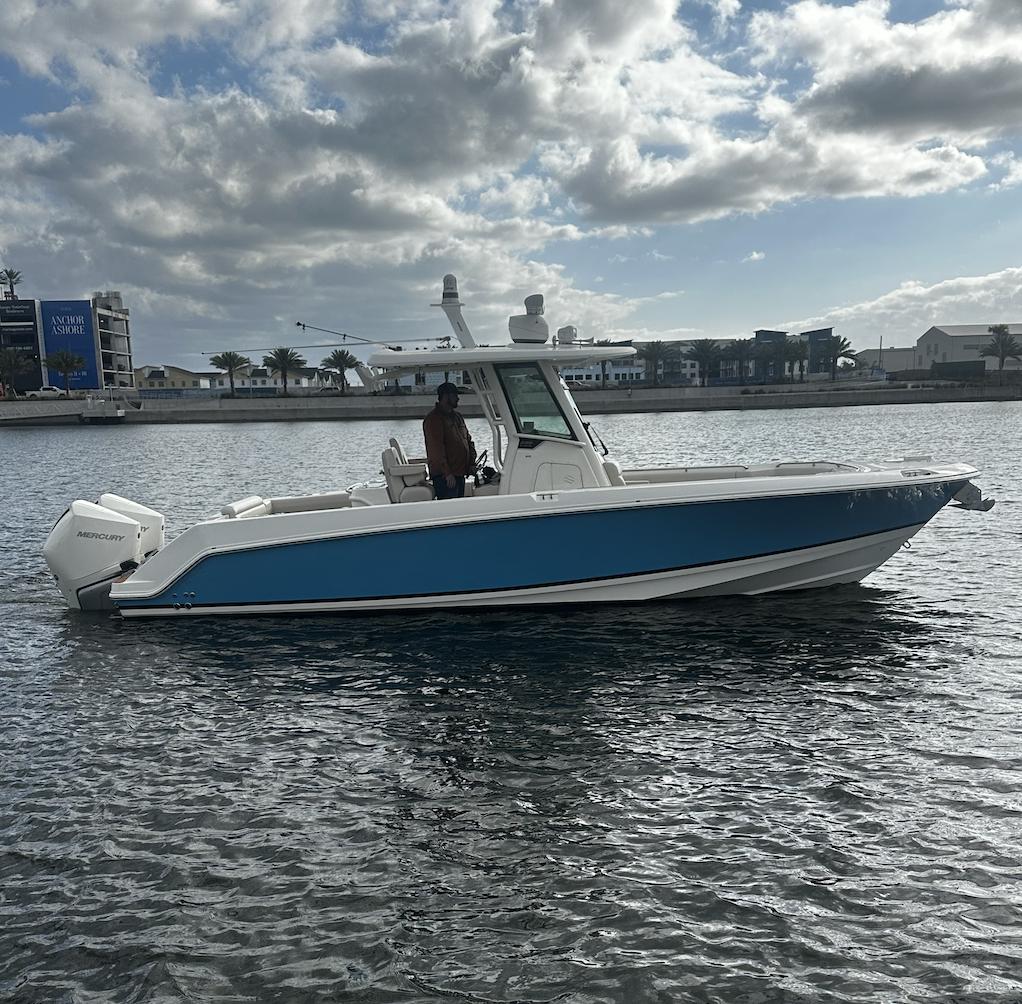 2021 Boston Whaler 280 Outrage