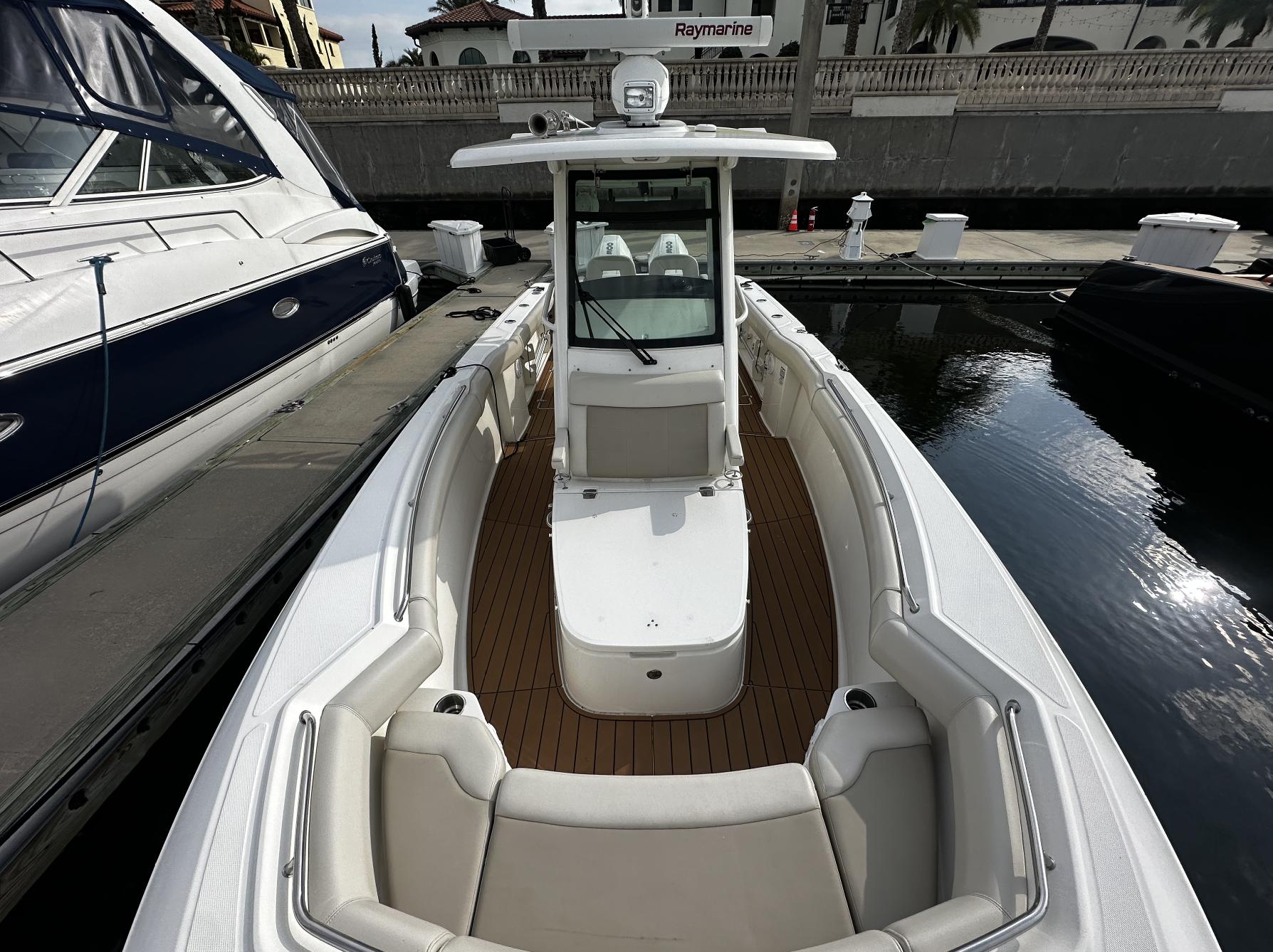 2021 Boston Whaler 280 Outrage