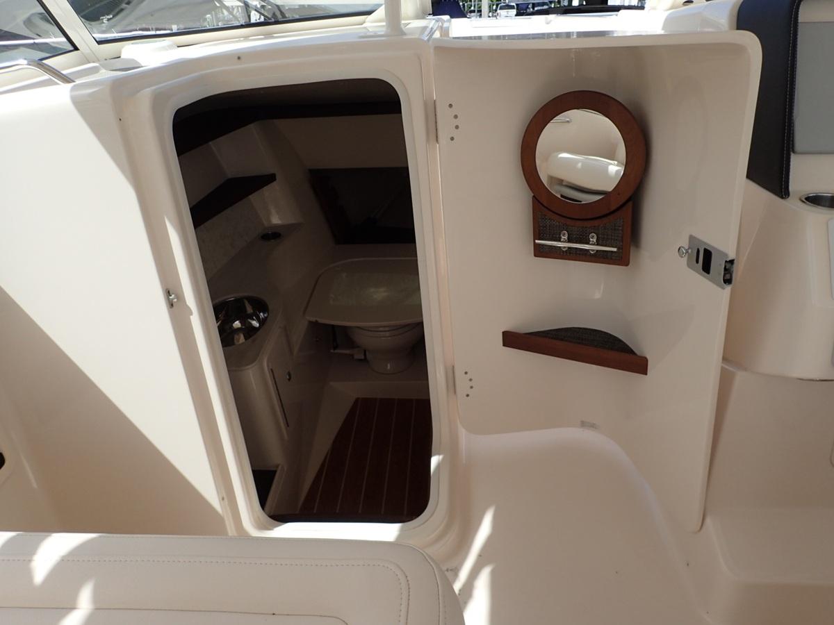2020-grady-white-freedom-325-power-9830911-20250614091847154-1_XLARGE