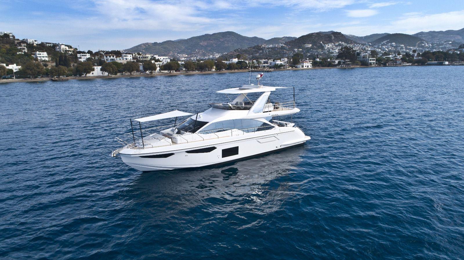 2022 Azimut 60