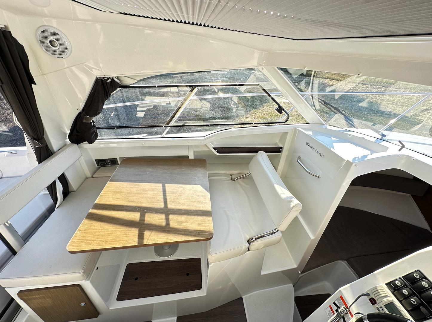 2021 Beneteau Antares 23