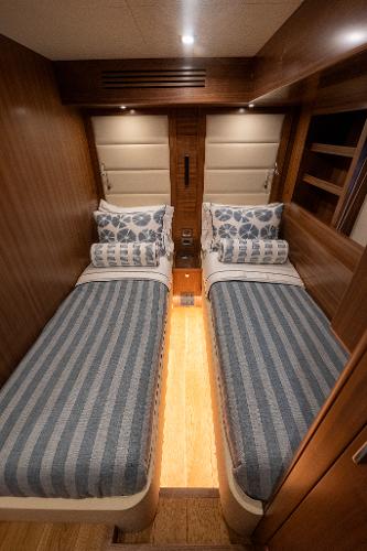 61' Sirena, Listing Number 100916515, - Photo No. 61