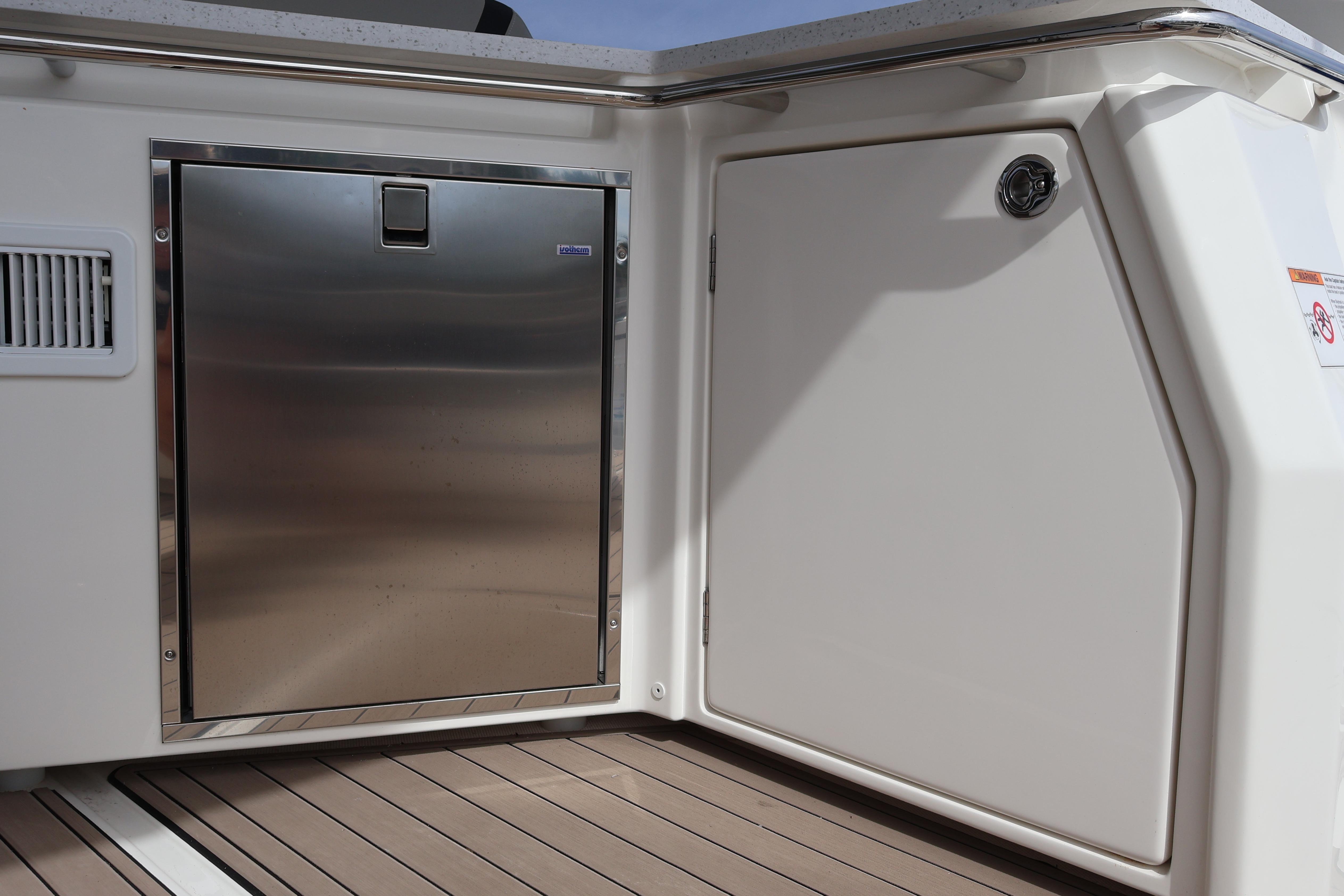 Boat image 30