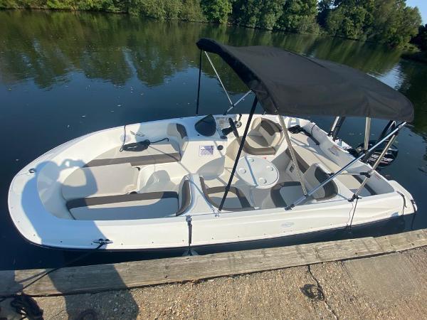 Bayliner Element 5