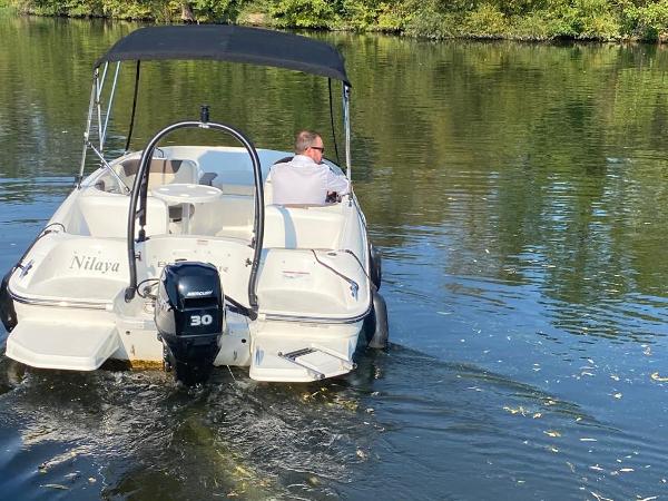 Bayliner Element 5