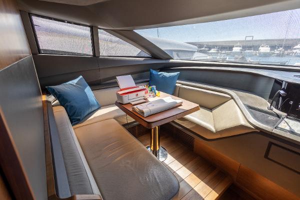Princess Motor Yacht Sales - Used Princess Y85